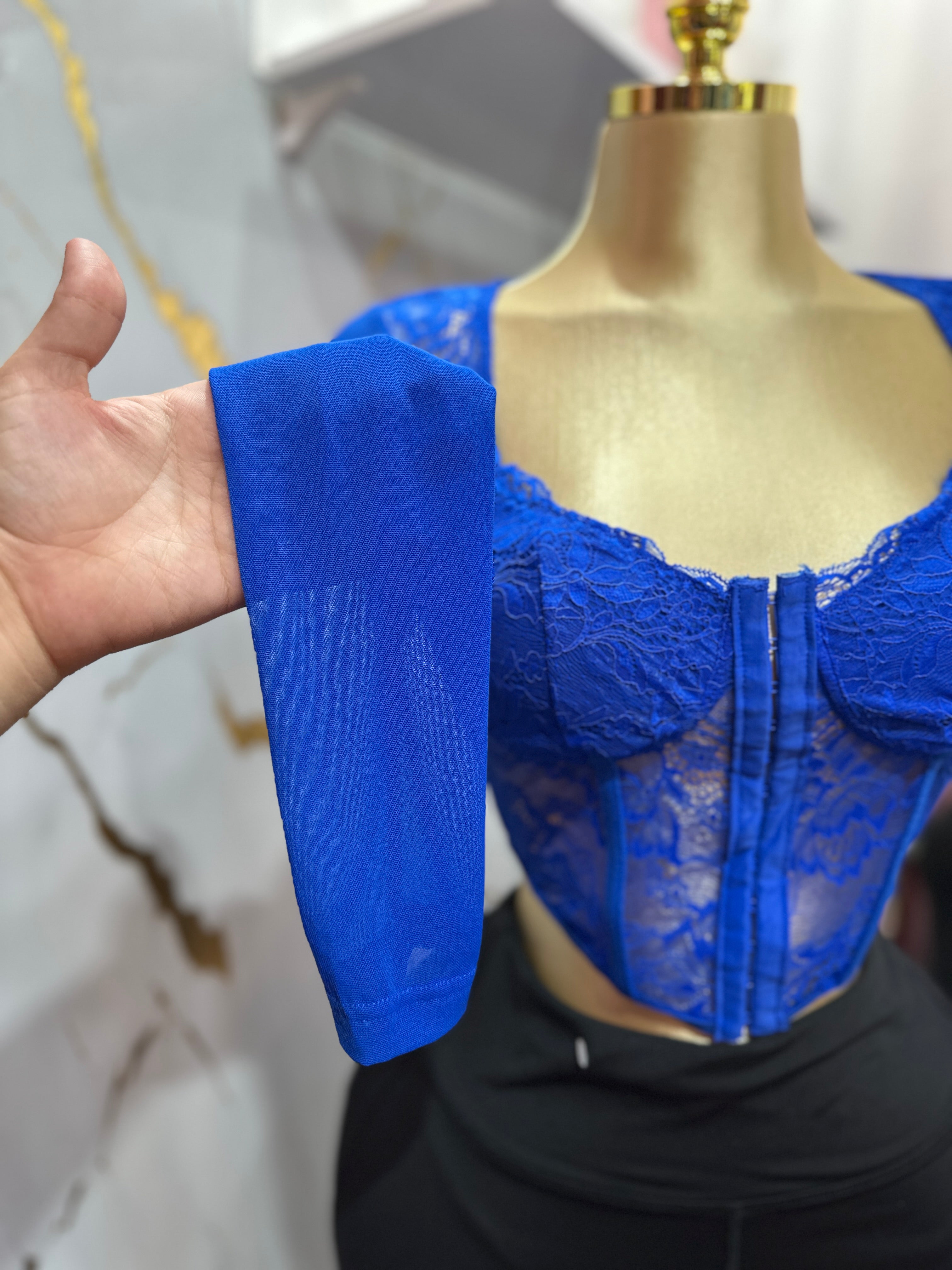 Top azul rey estilo corsé con encaje de manga larga con cierre frontal de ganchos