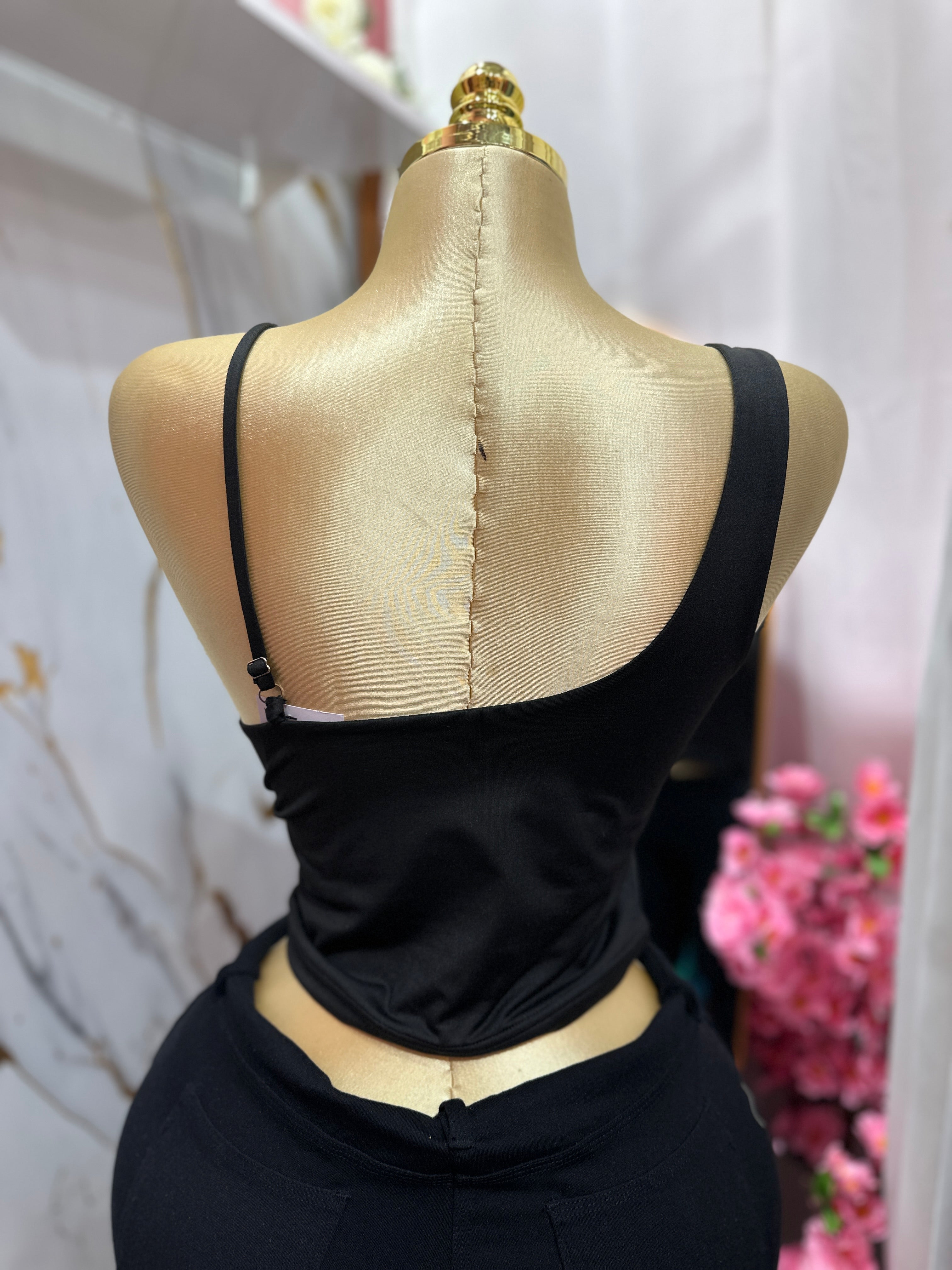 Crop Top ajustado color negro