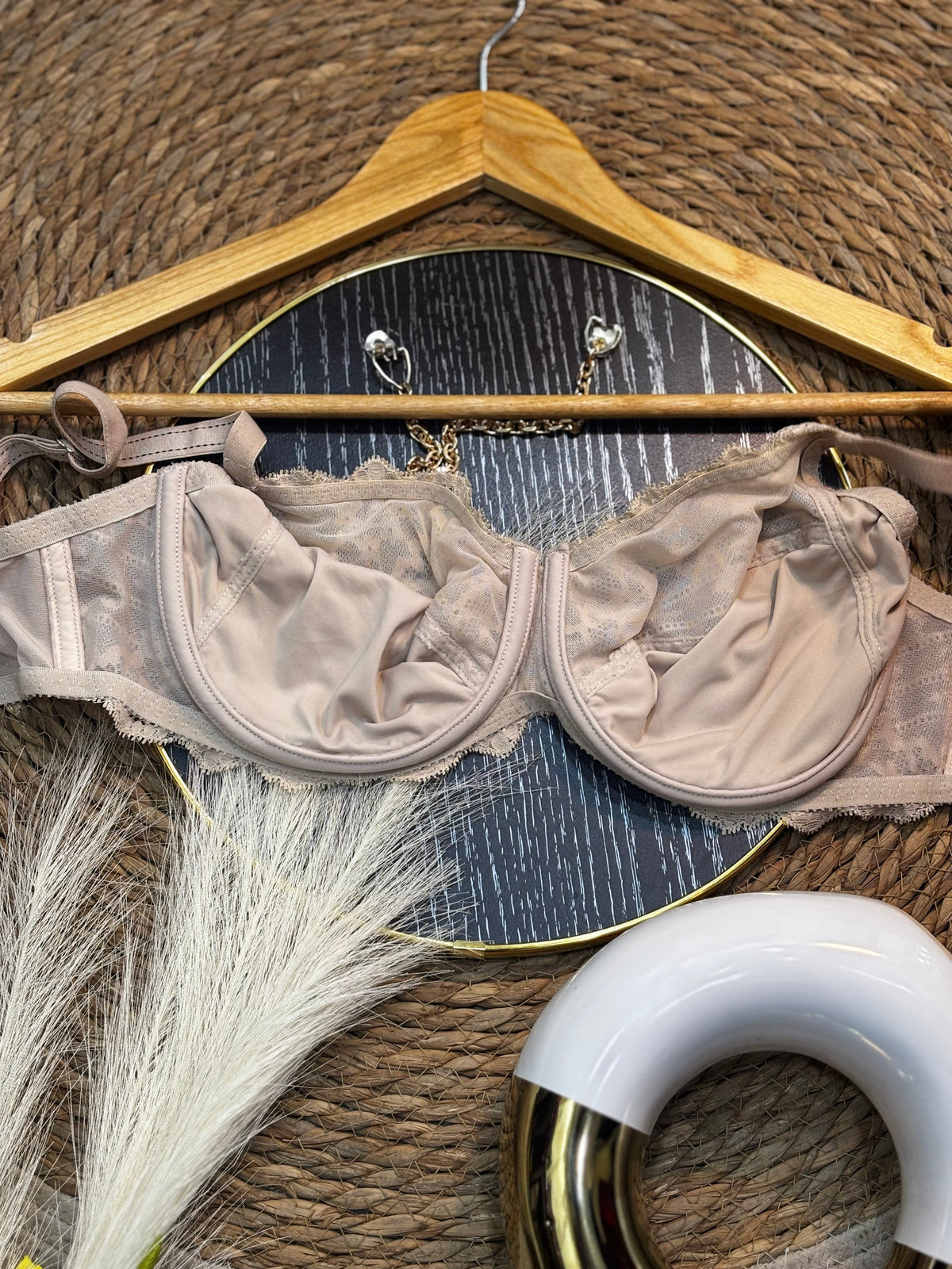 🤍 Brasier Beige de Encaje