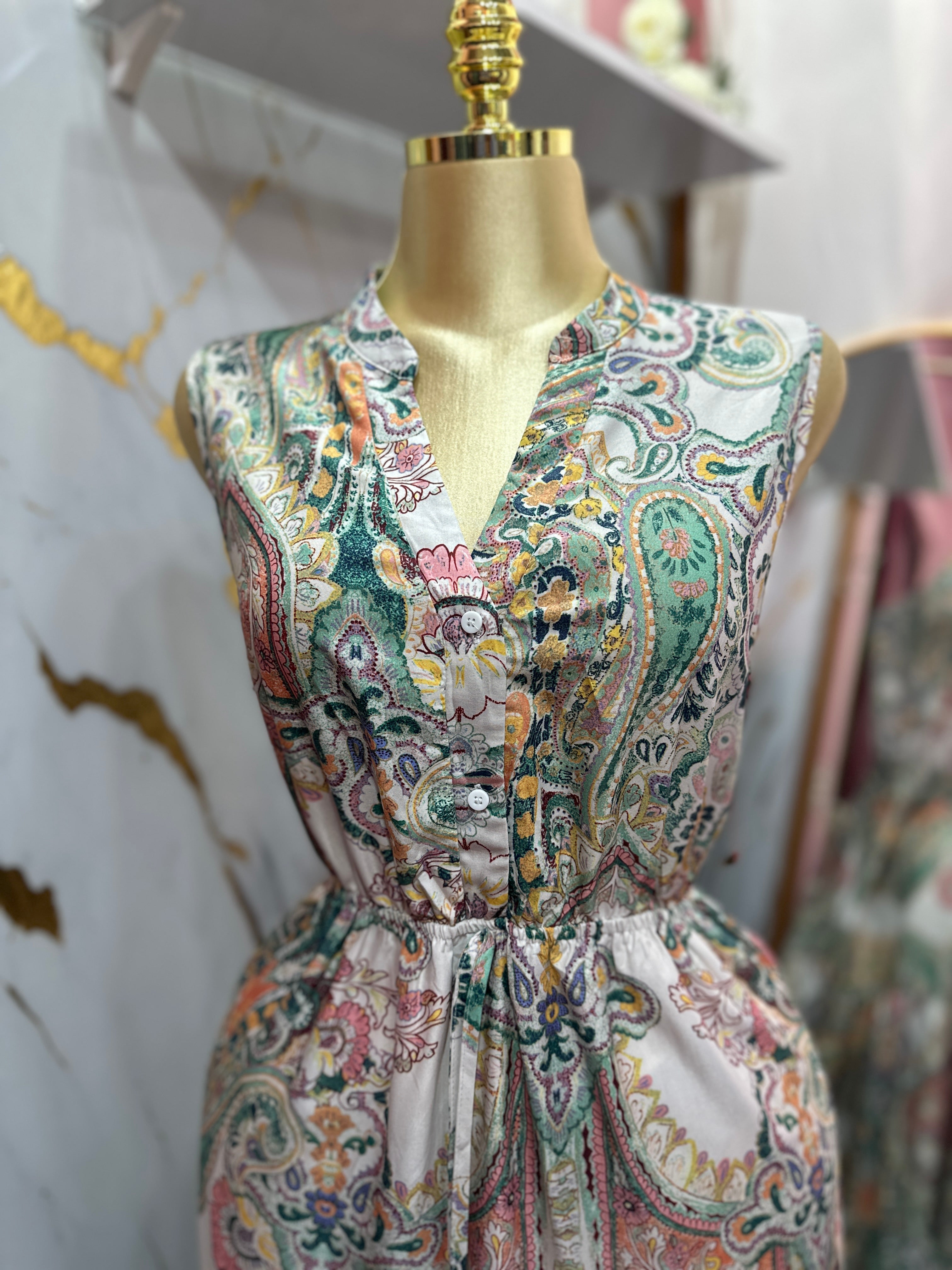 Vestido largo con estampado paisley multicolor y elástico en la cintura
