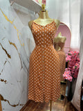 Vestido largo color café de tirantes con espalda descubierta