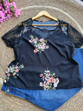 Blusa casual con mangas de encaje