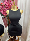Vestido pegado descubierto de la espalda