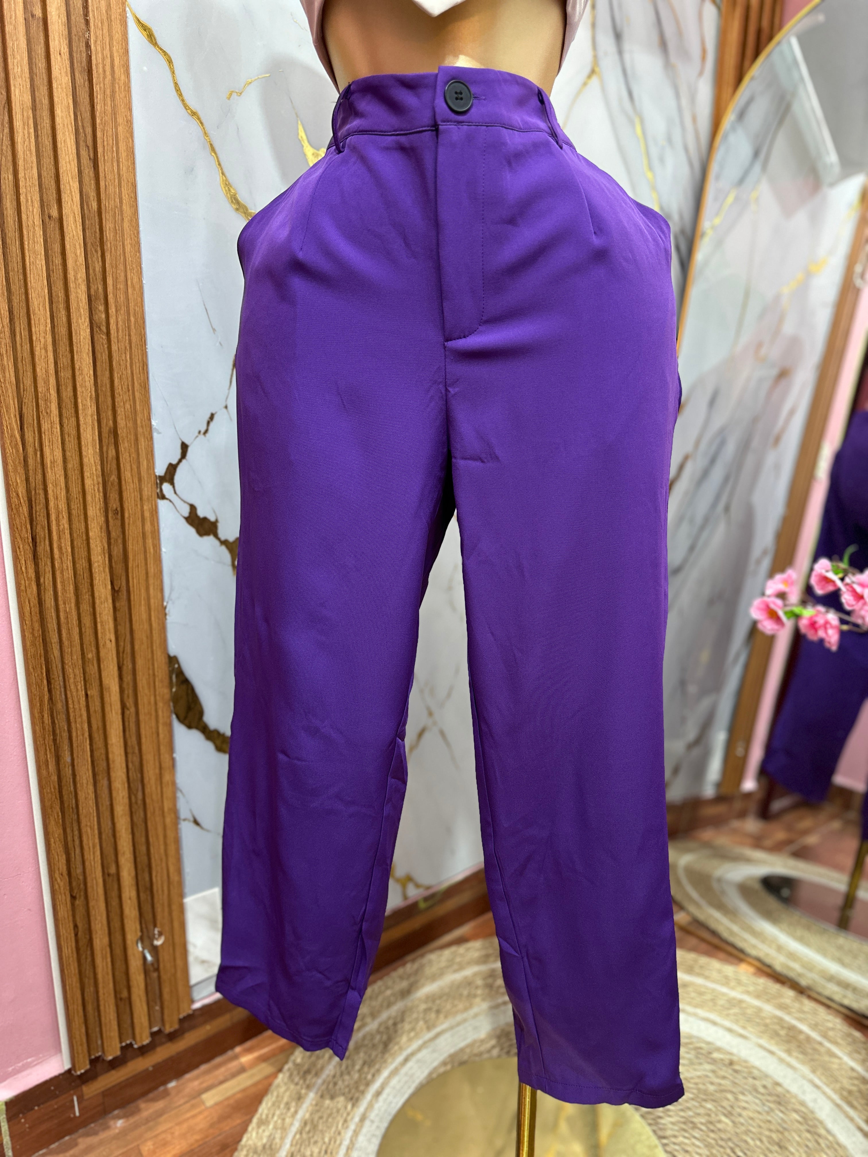 Pantaloneta estilo formal color morado