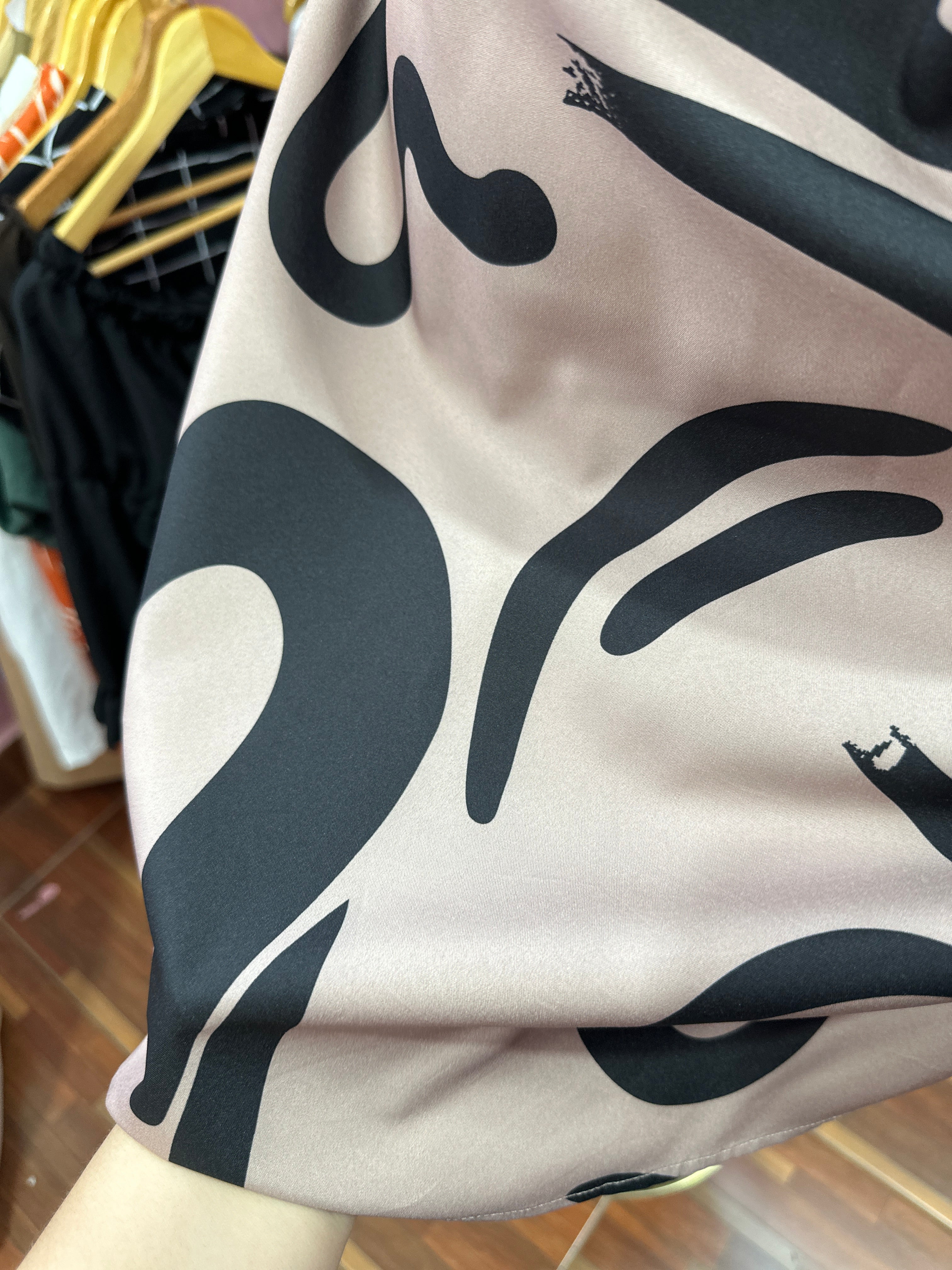 Vestido de Satin tipo Animal Print