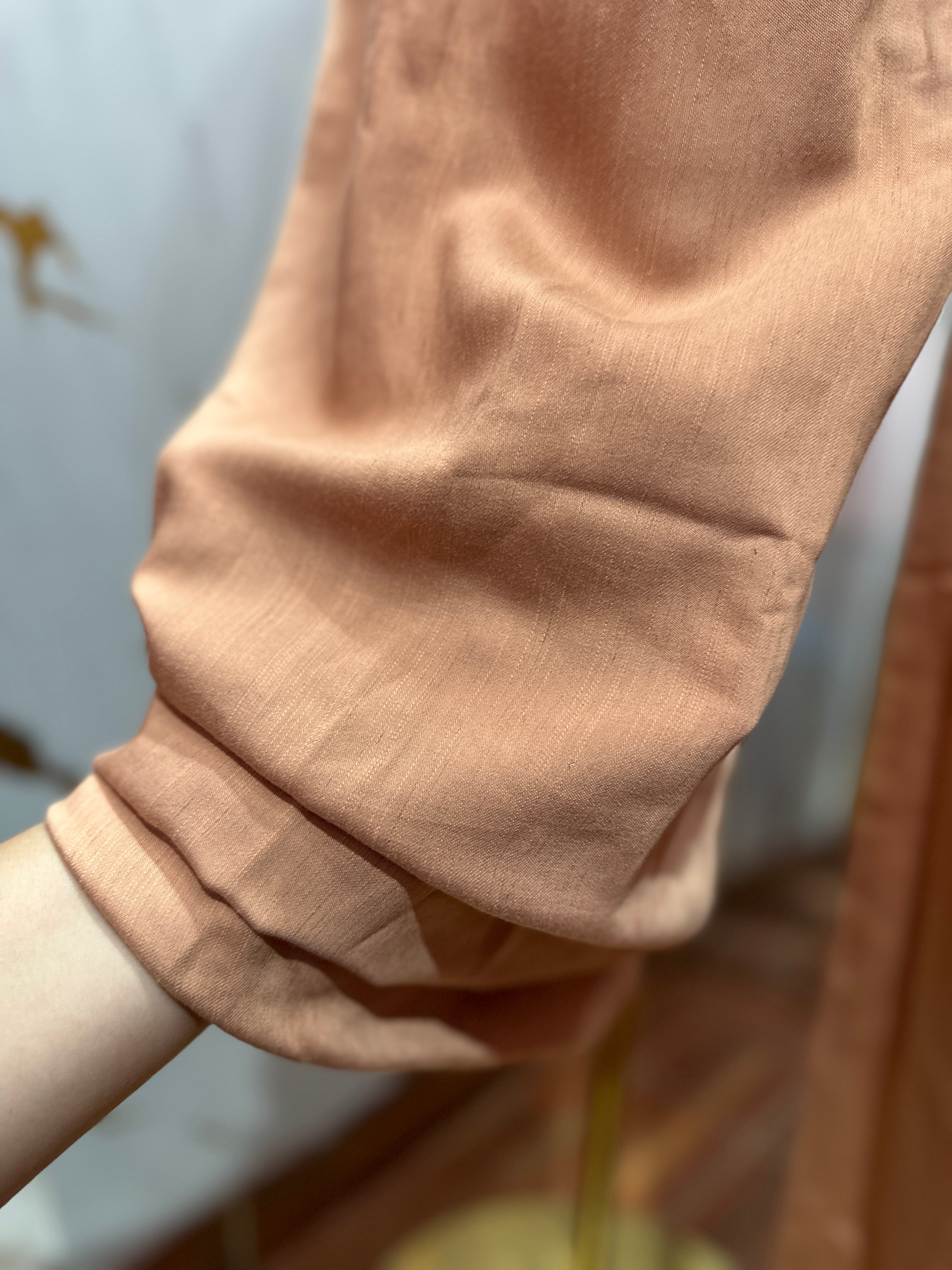 Pantaloneta elegante tela estilo manta