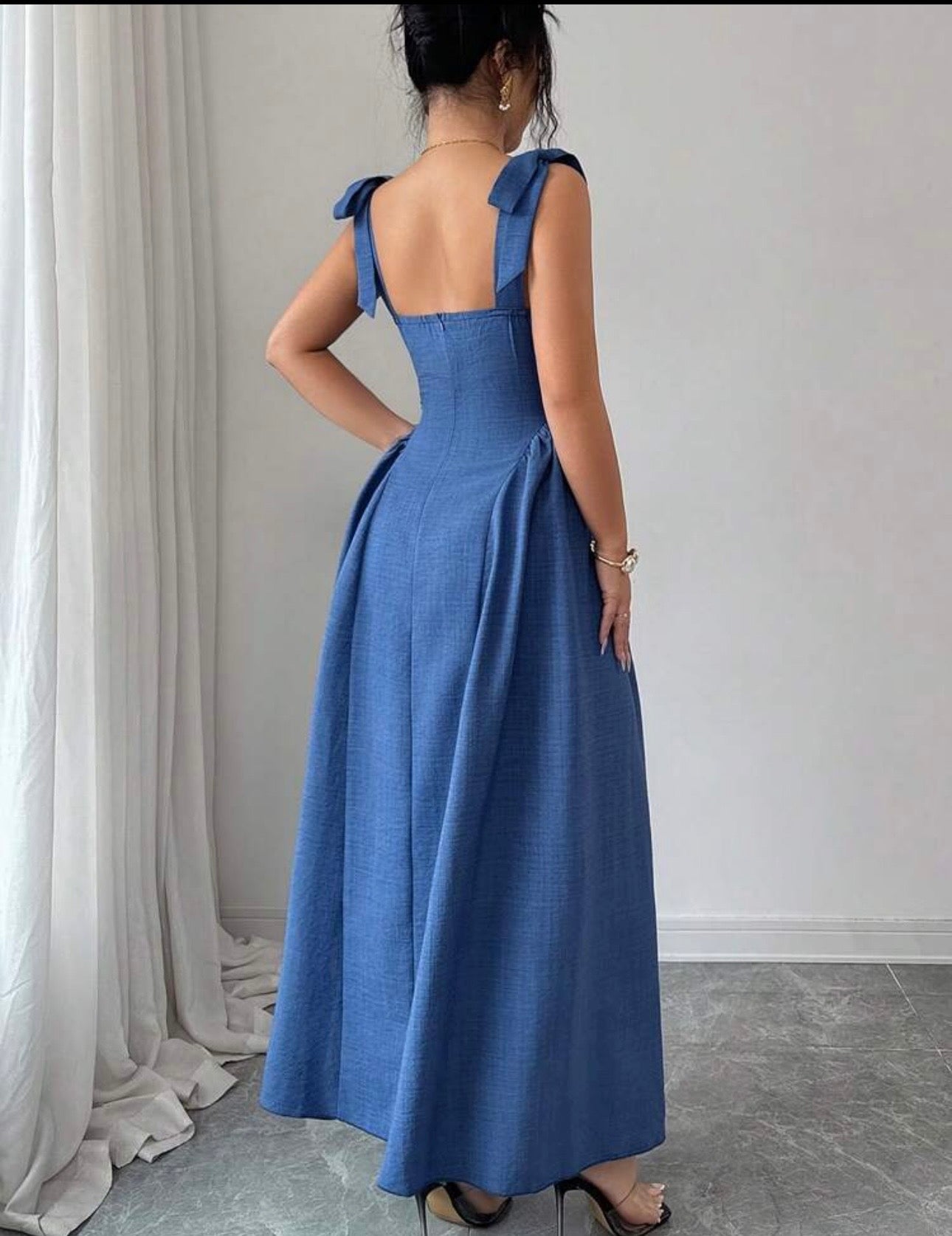 Vestido largo en tono azul elegante 💙