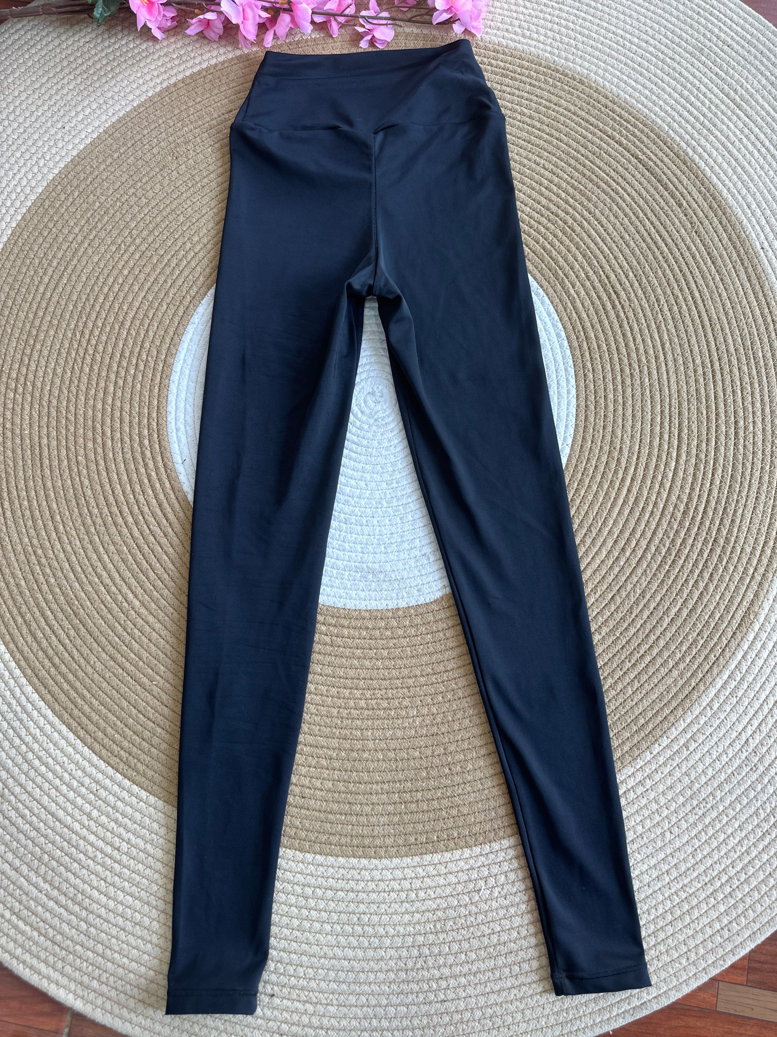 Leggings de Cintura Alta Cruzada