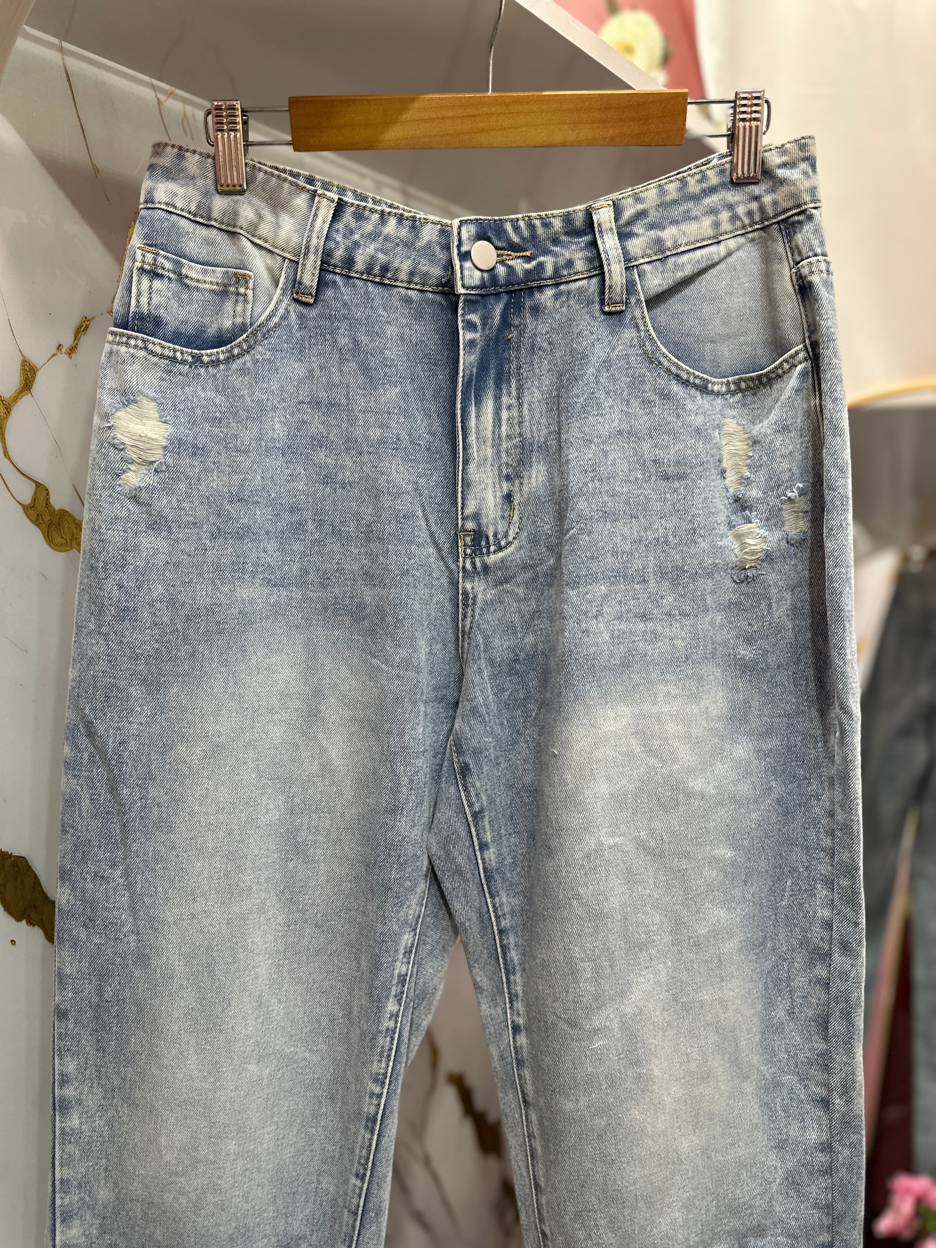 Mom Jean