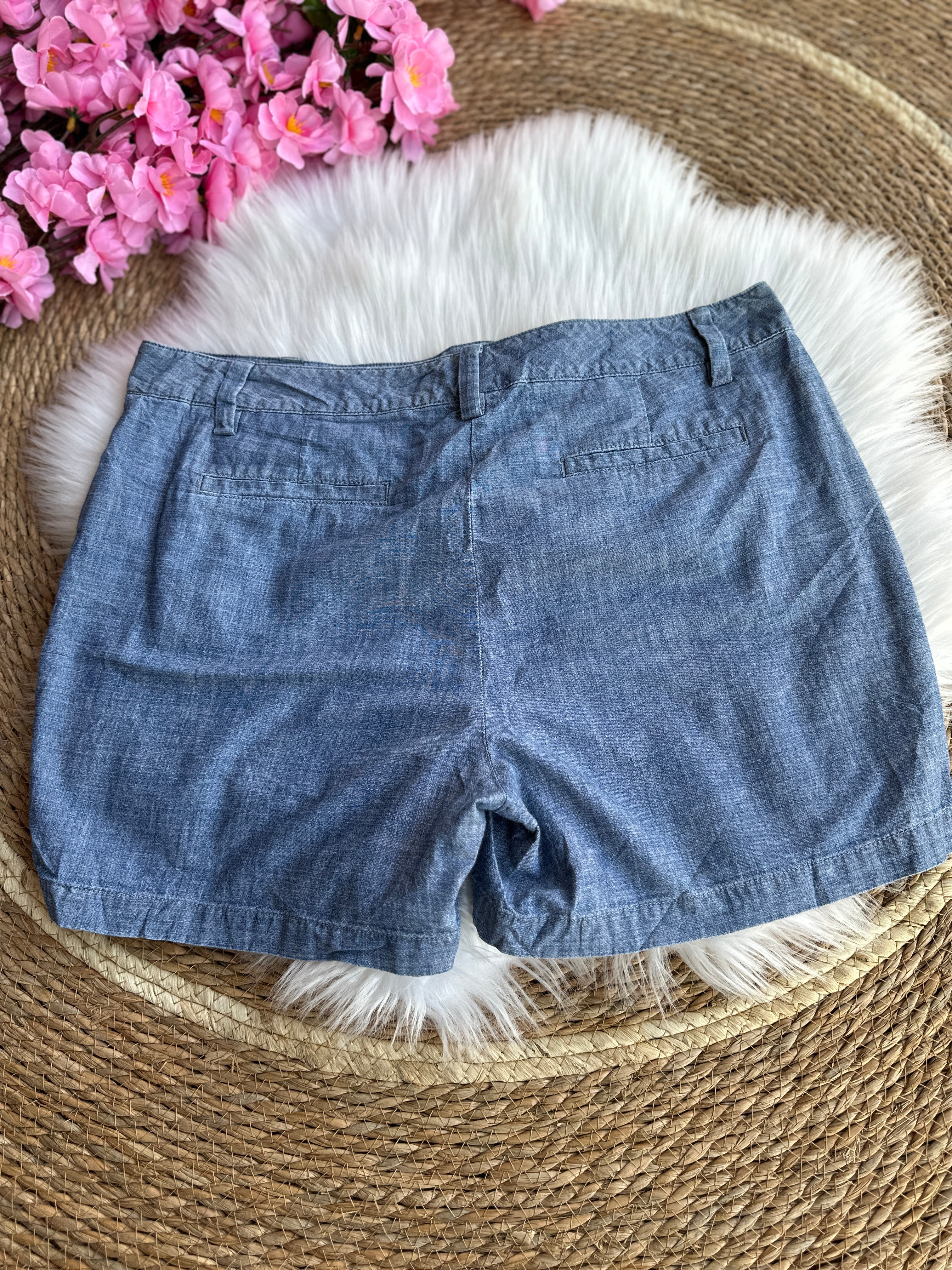 Short Clásico con Bolsillos Laterales