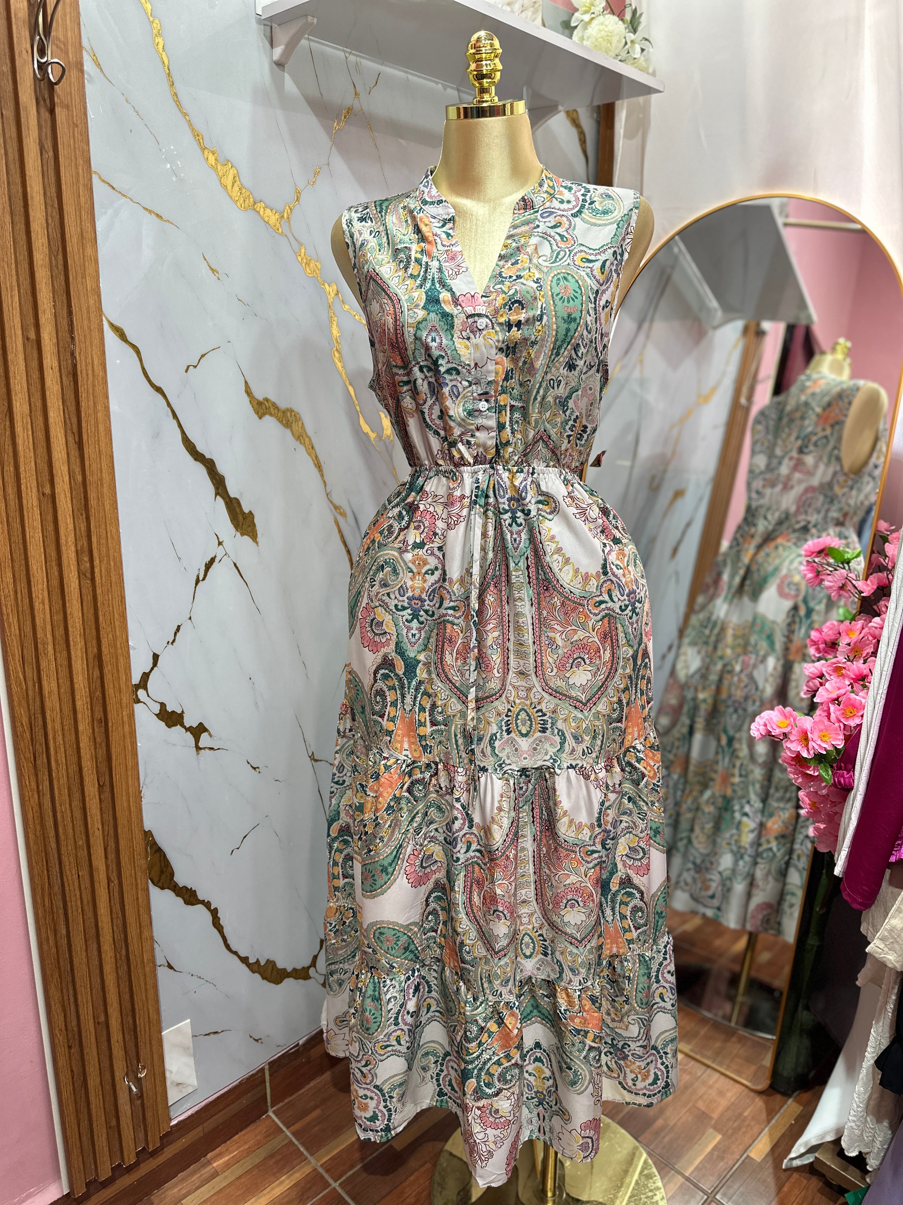 Vestido largo con estampado paisley multicolor y elástico en la cintura