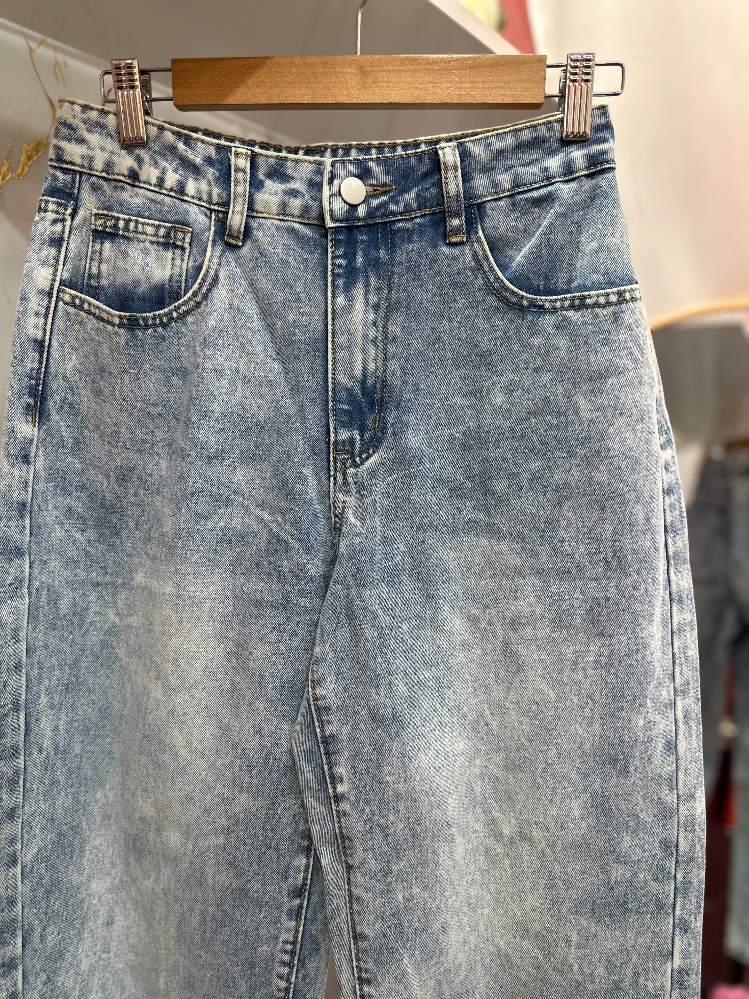 Mom Jean