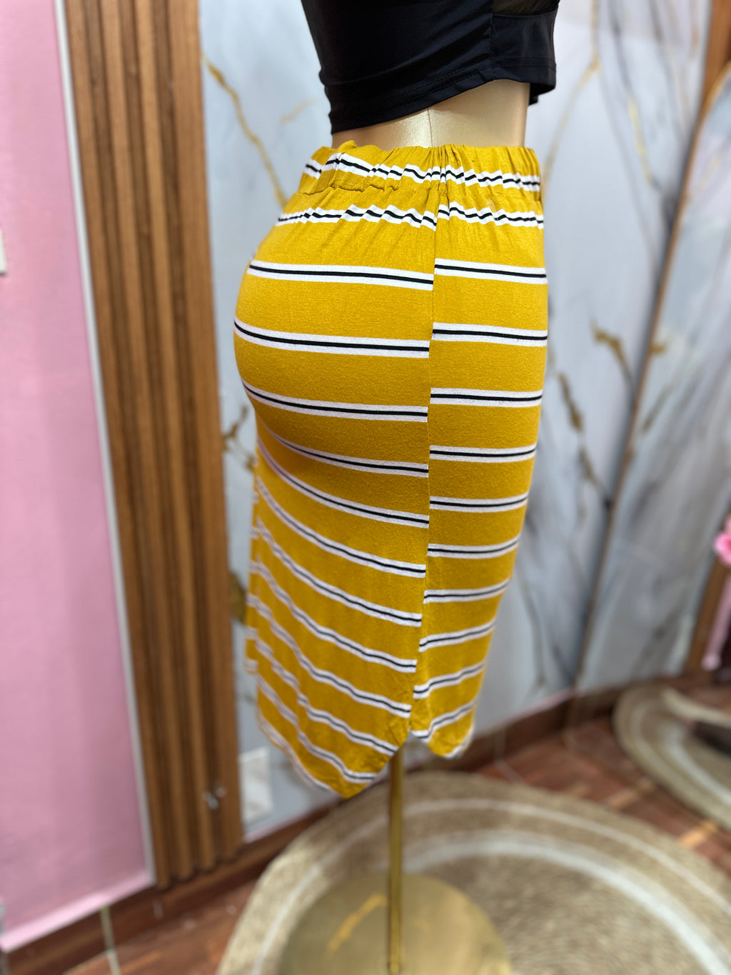 Falda Midi De Rayas Mostaza