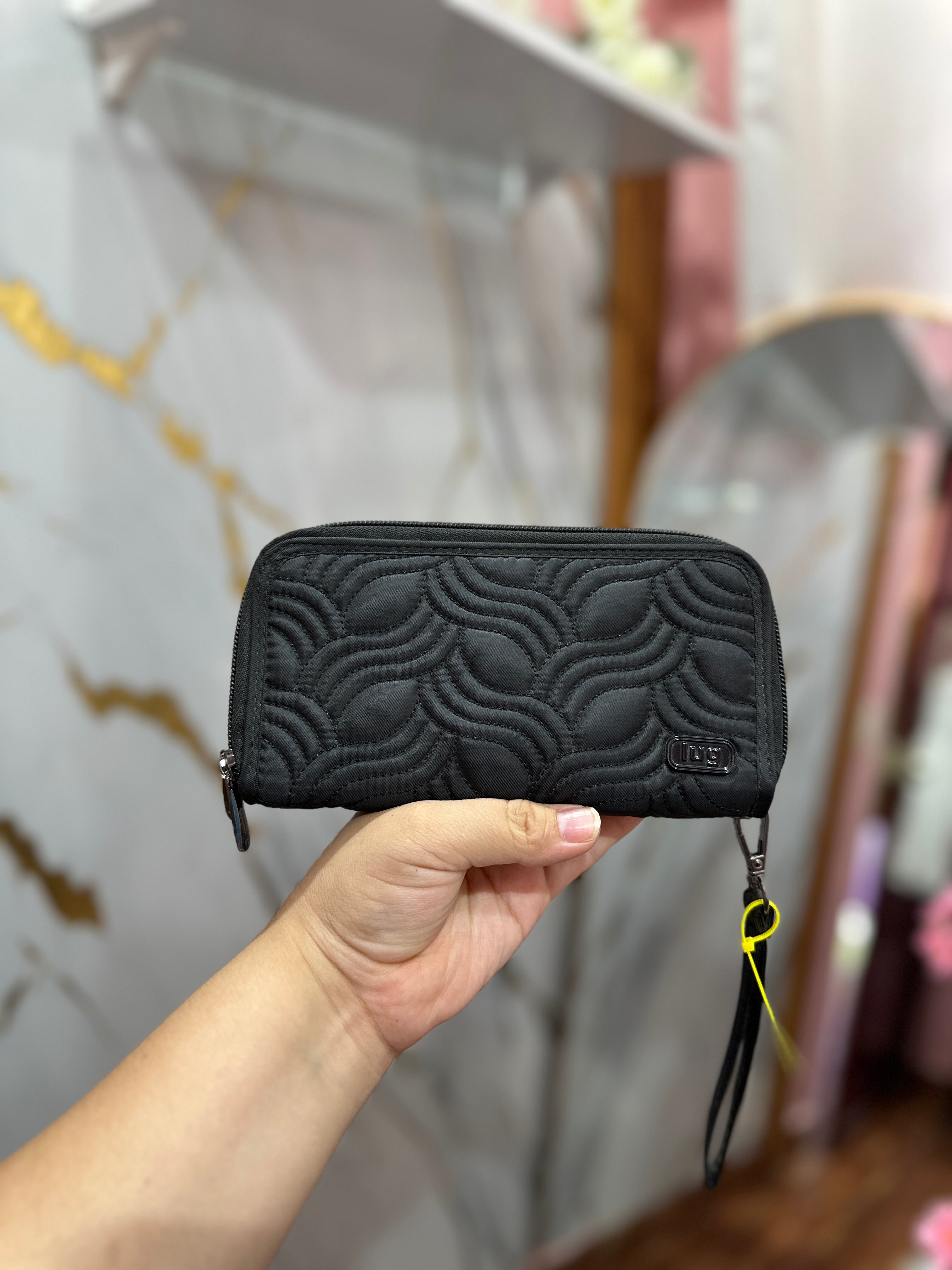 Billetera Lug color negro ✨
