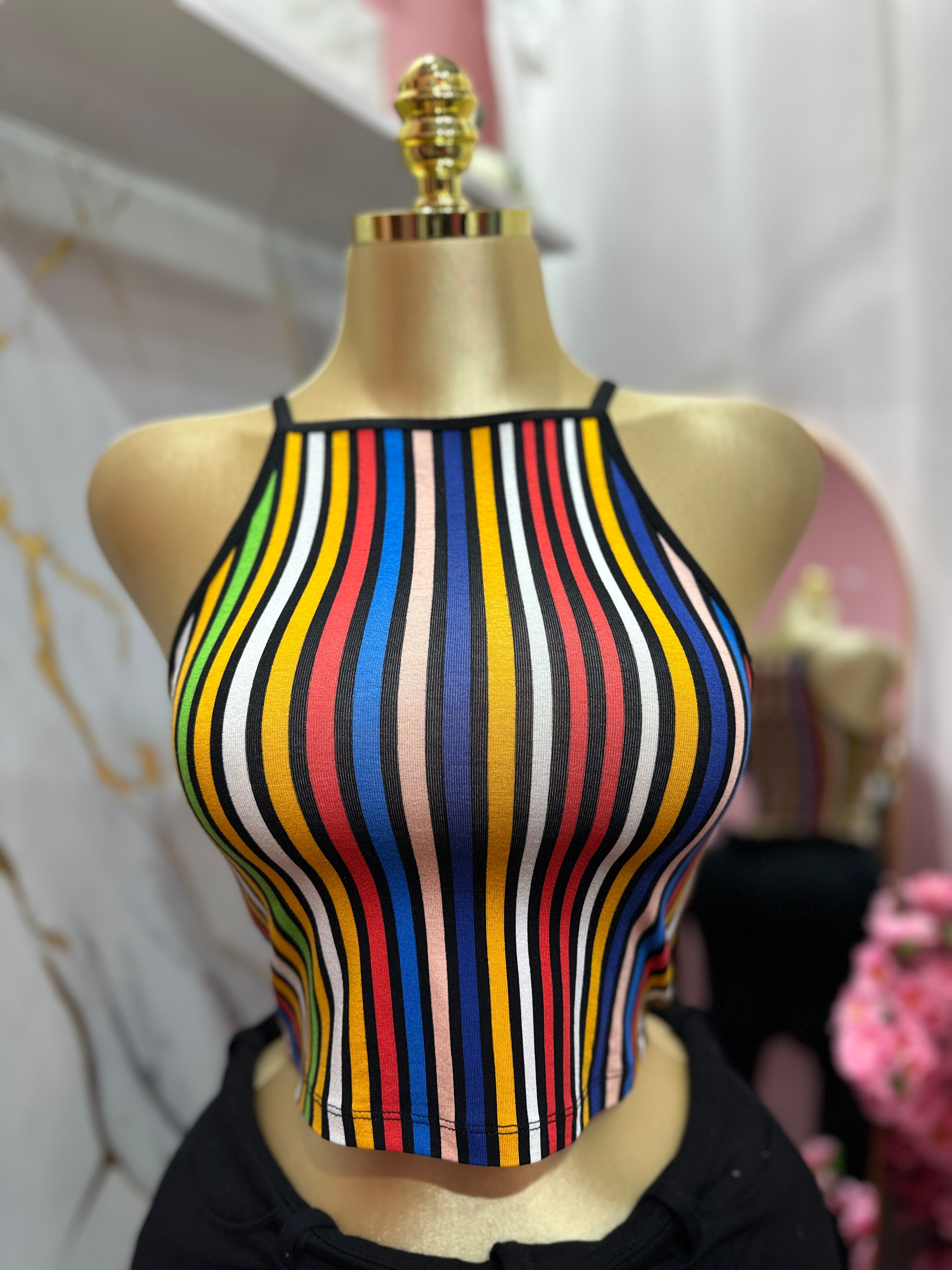 Top con vibrante patrón de rayas verticales multicolor