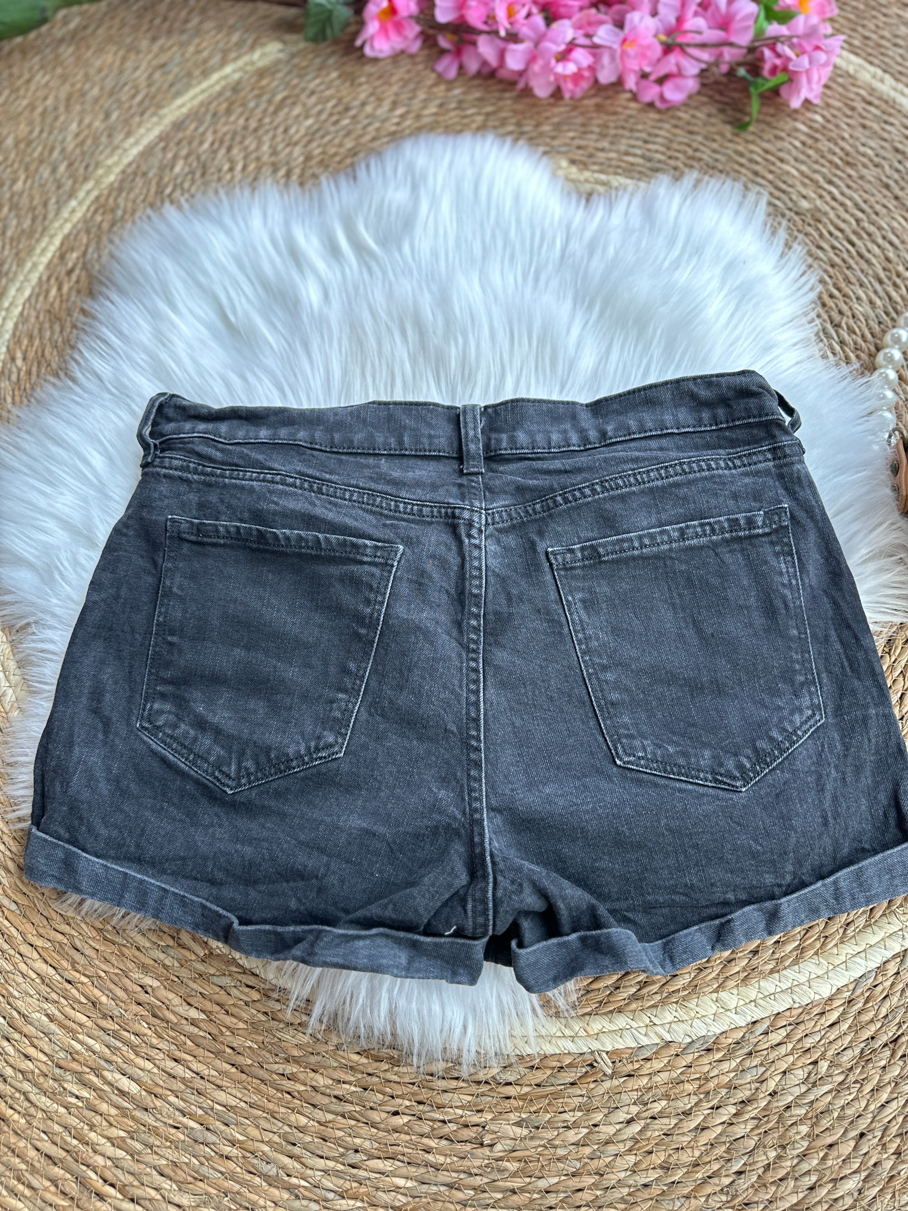 Short Jean con Dobladillo