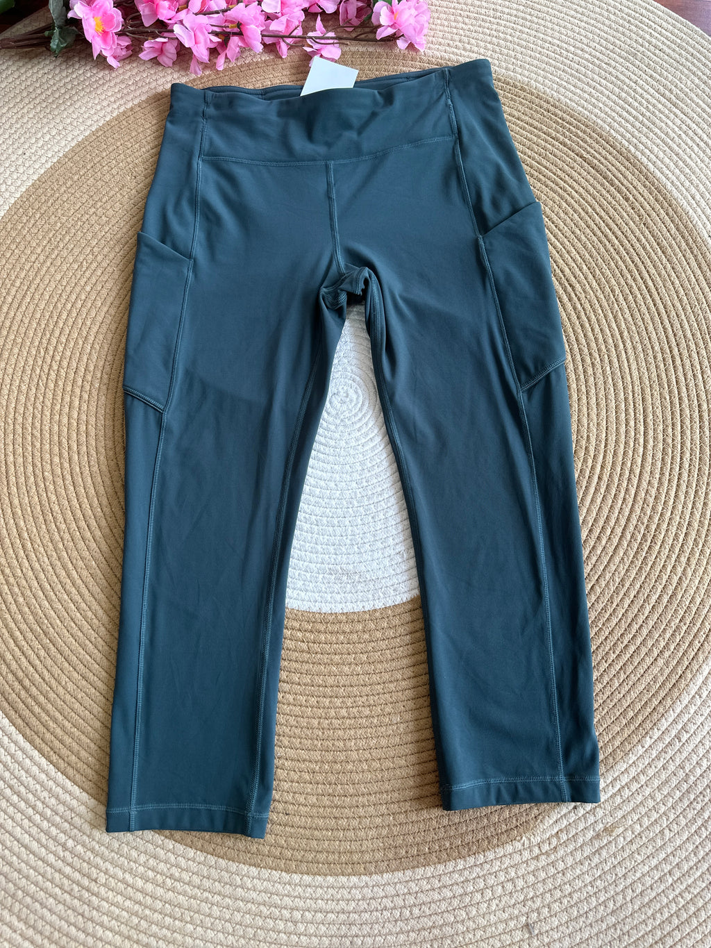 Leggings Deportivo Corto con Bolsillo- Verde