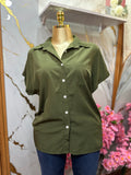 Blusa verde militar HOTOUCH de manga corta con botones al frente