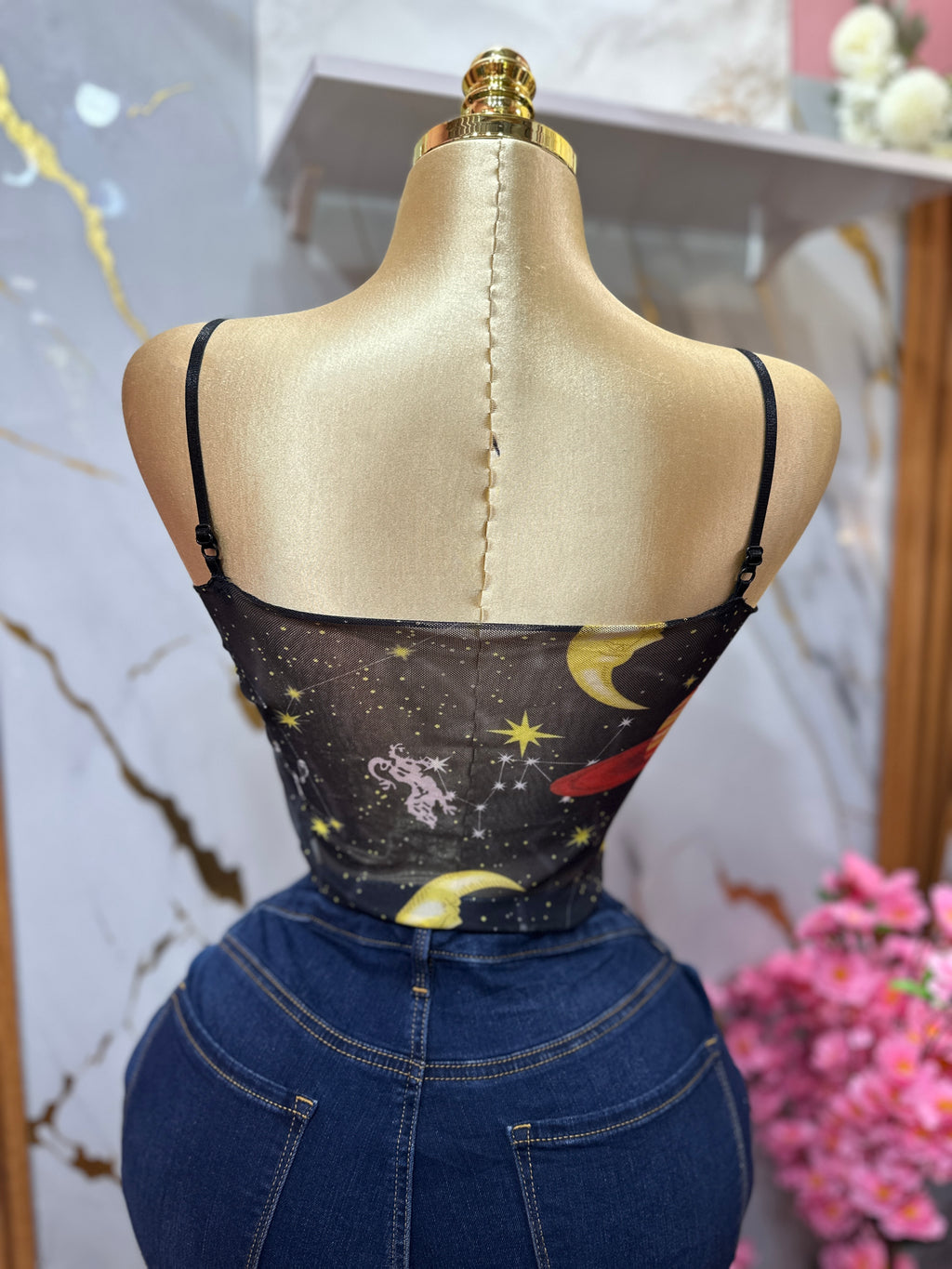 Top transparente de tirantes con estampado astronómico