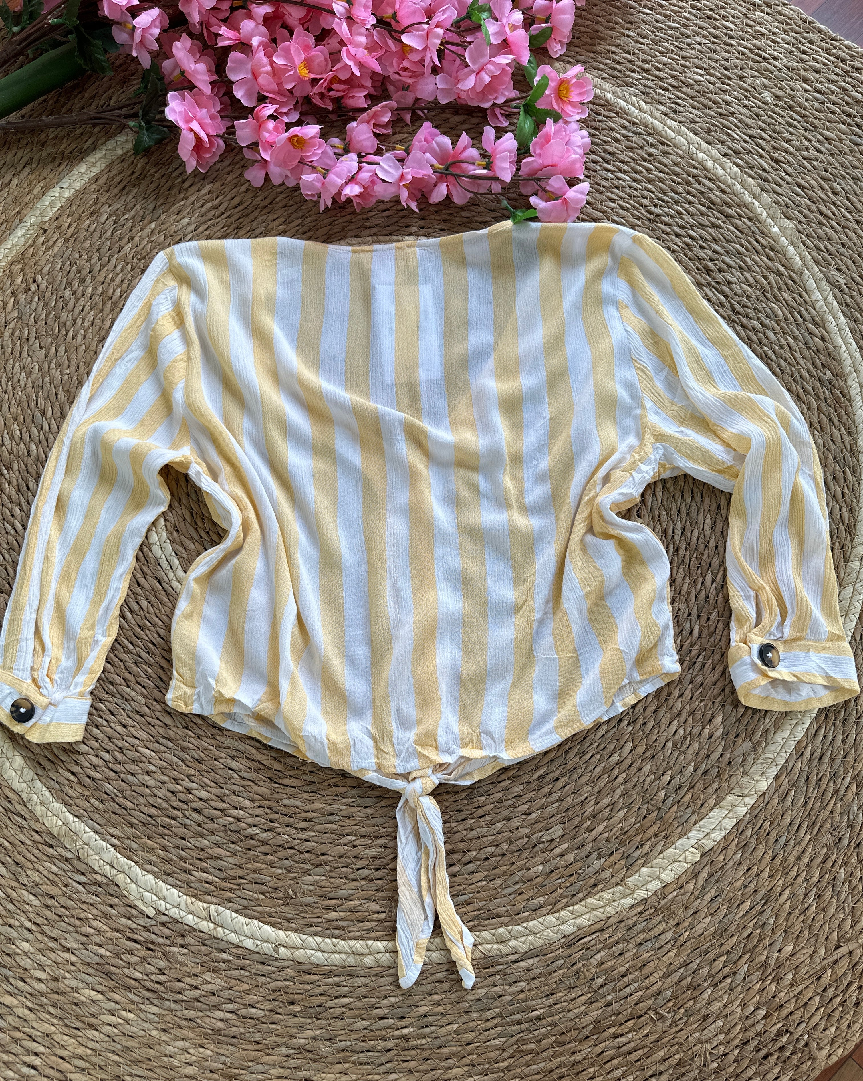Blusa manga larga de botones rayada