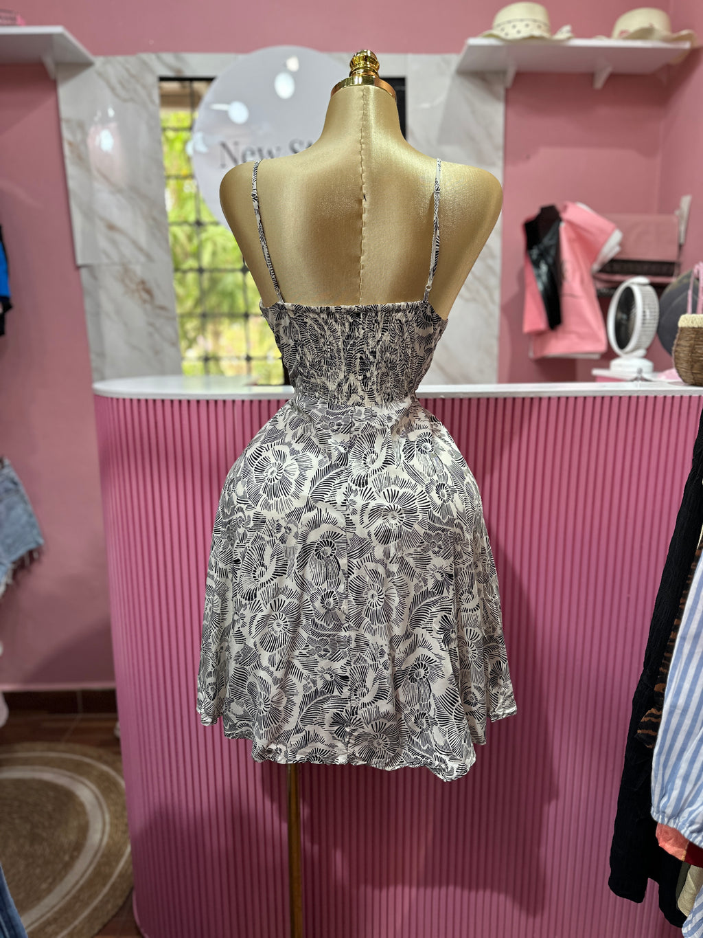 Vestido corto de tirantes, con Estampado
