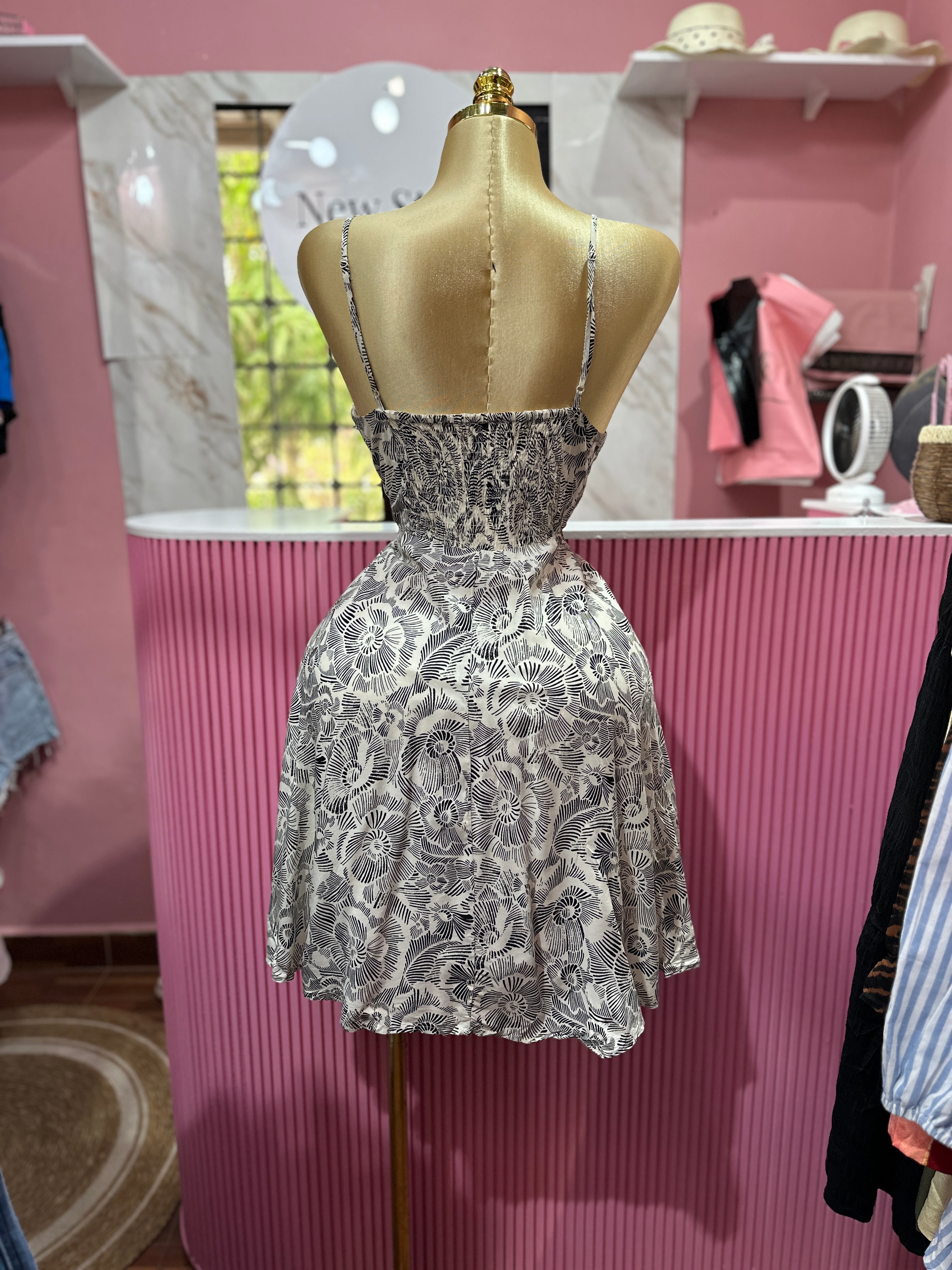 Vestido corto de tirantes, con Estampado