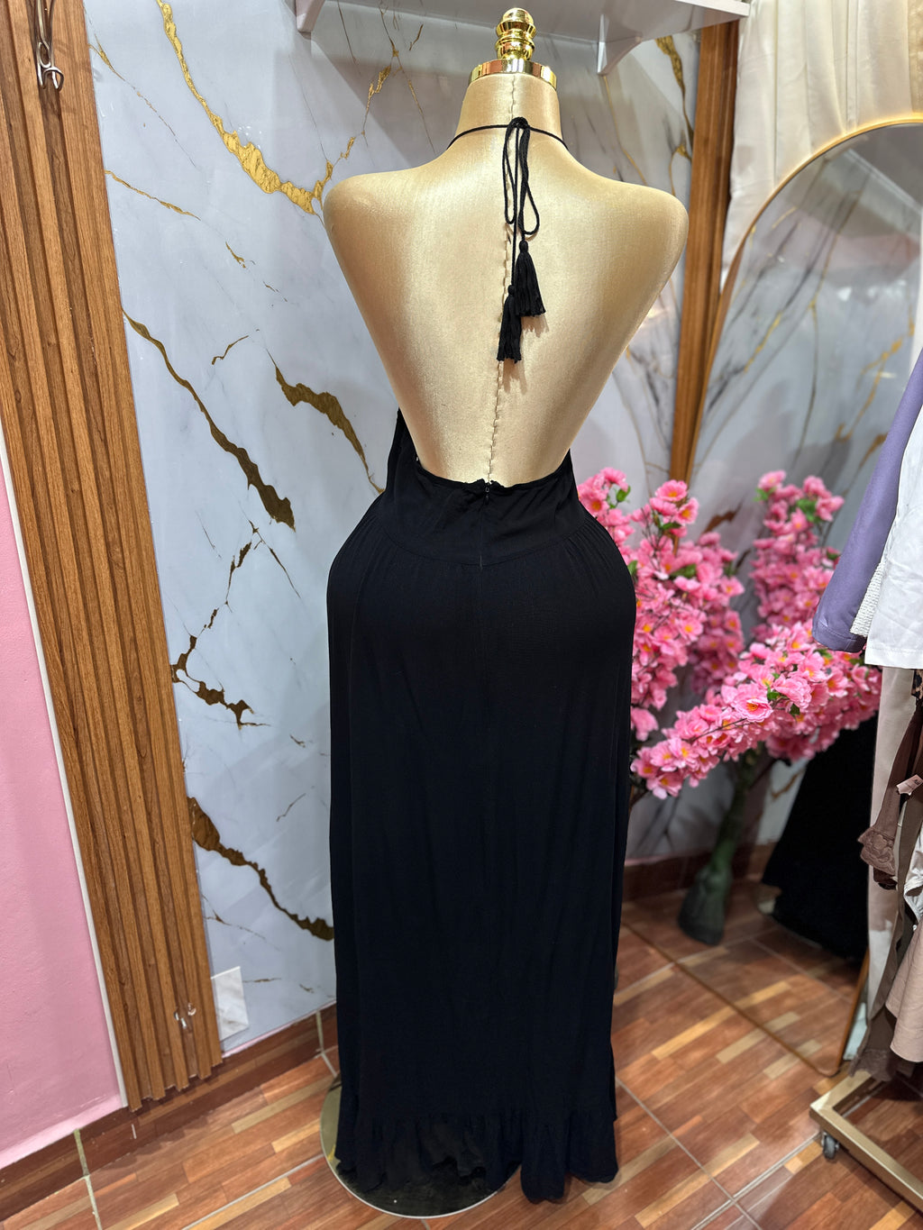 Vestido largo SHEIN de estilo halter parte superior de encaje y escote en V