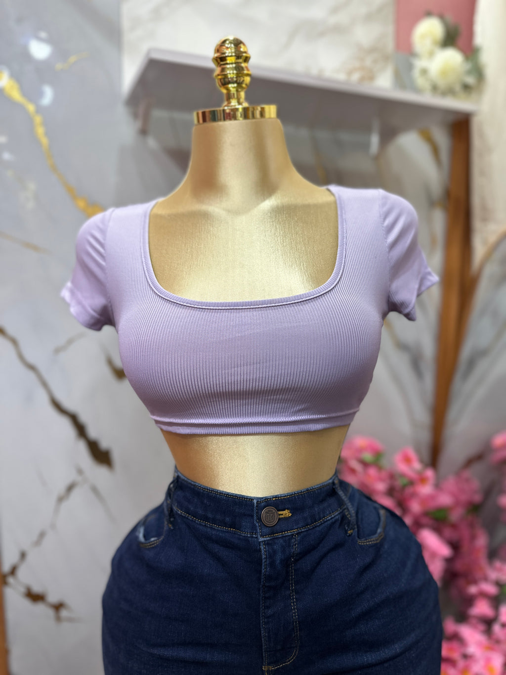 Top de mangas cortas morado