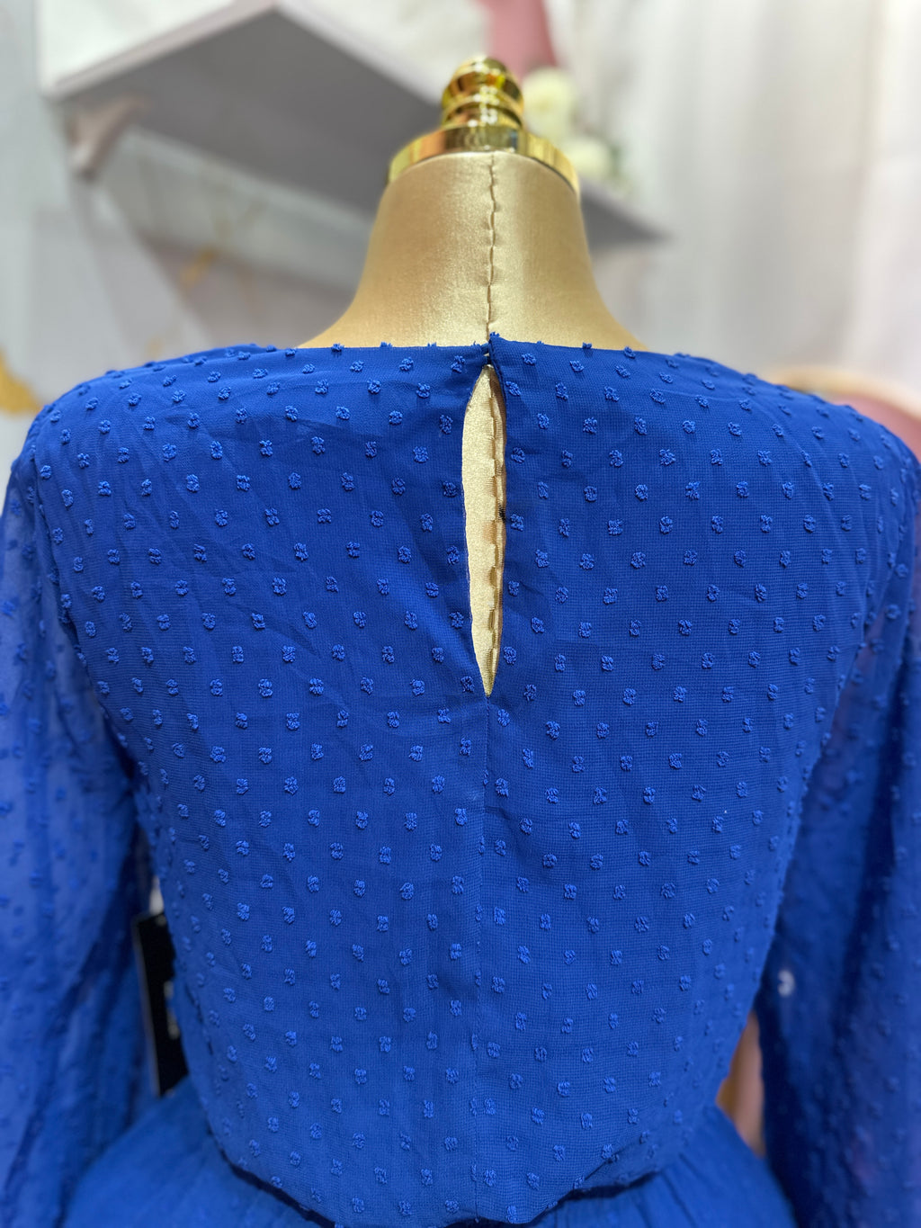 Jumpsuit azul rey con cuello en V profundo de manga larga acampanada