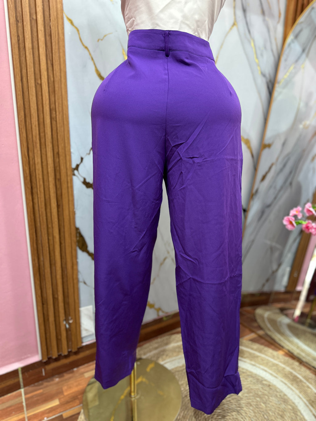 Pantaloneta estilo formal color morado