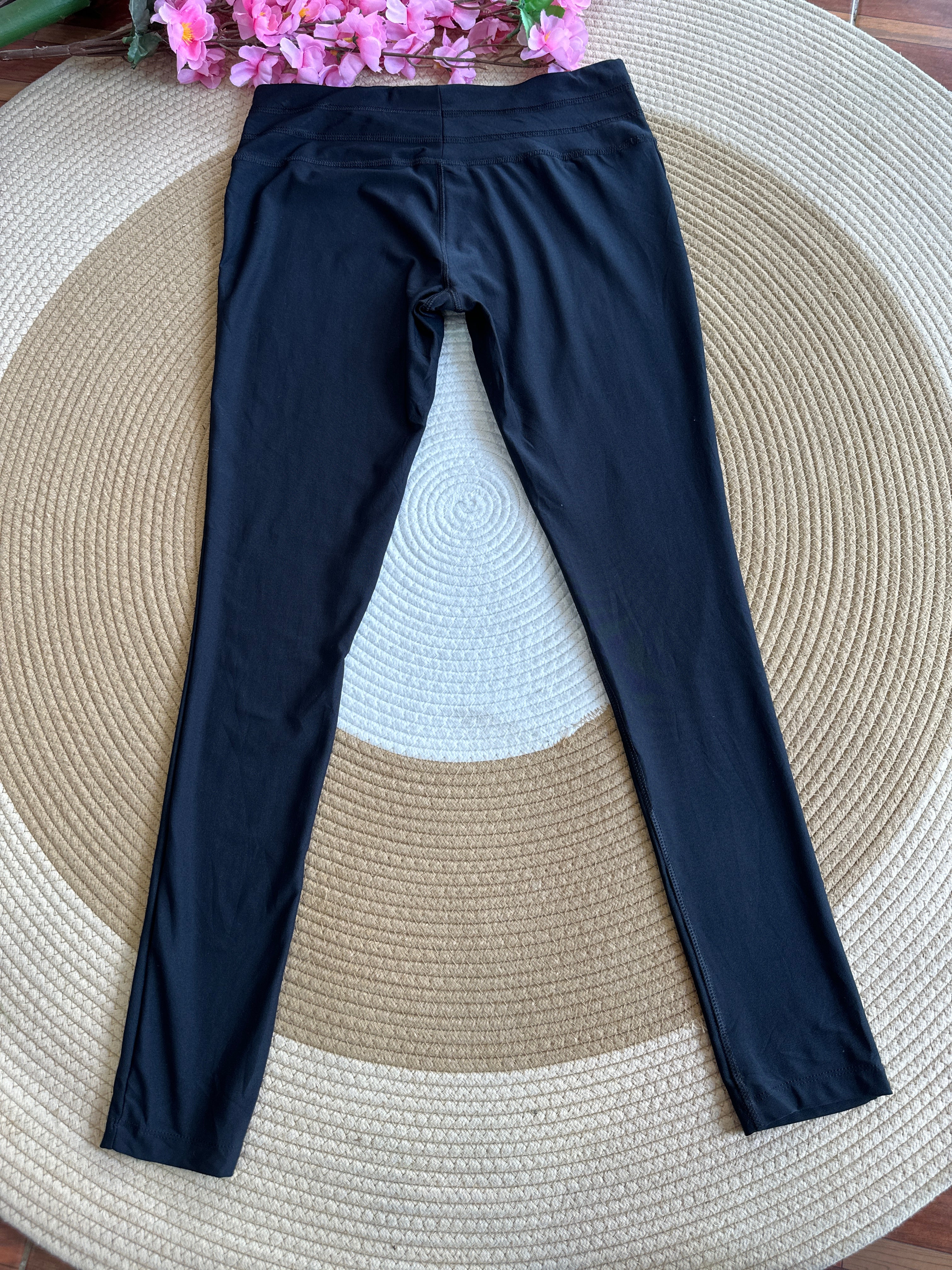 Leggings Deportivos Avía Negro