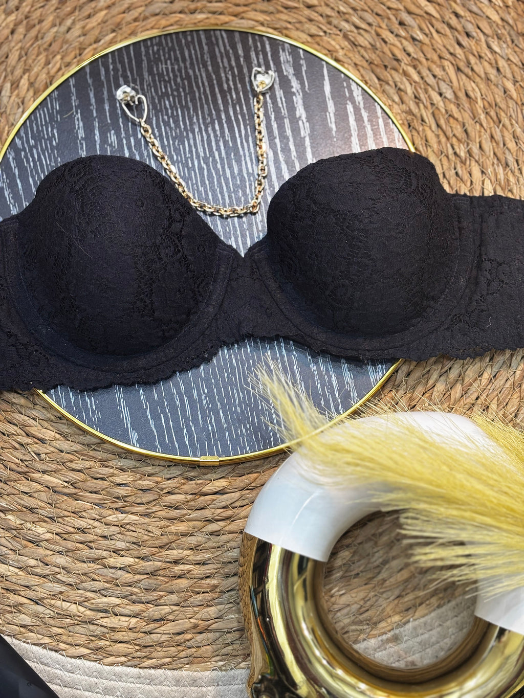 Brasier strapless de encaje Maidenform