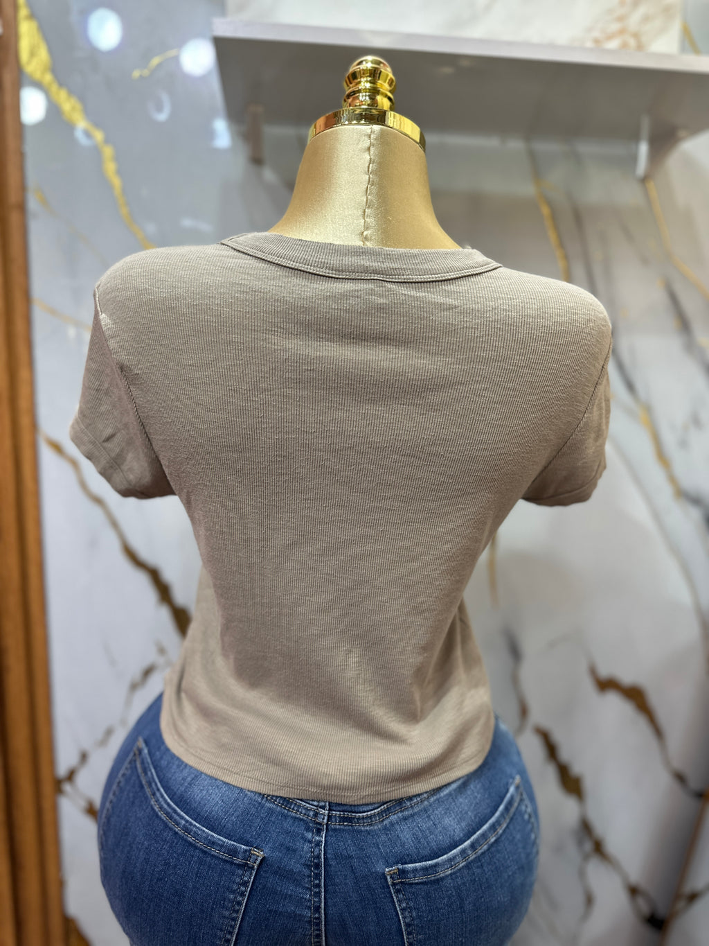 Blusa básica CHAMPIONS de manga corta y de cuello redondo
