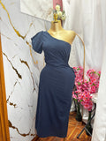 Vestido azul marino de una manga