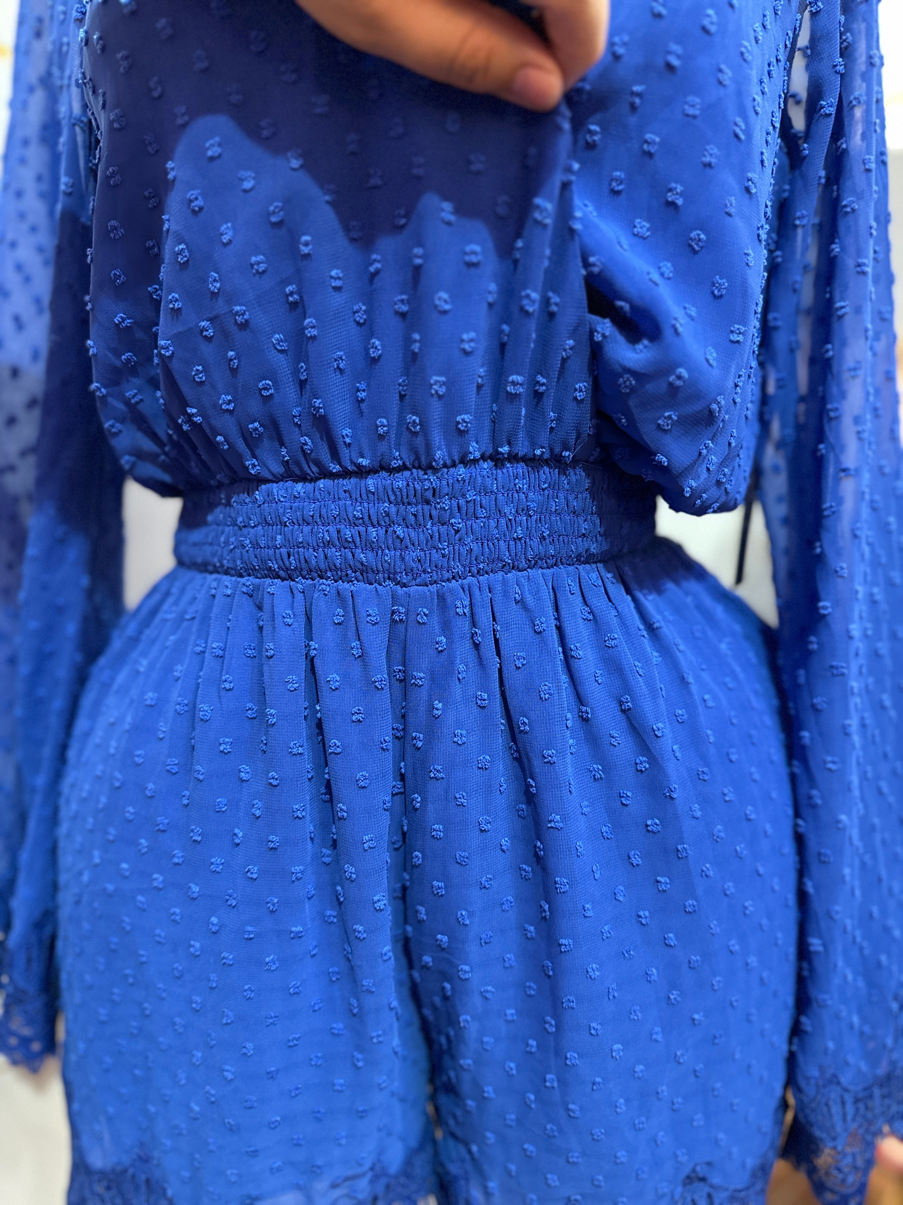 Jumpsuit azul rey con cuello en V profundo de manga larga acampanada