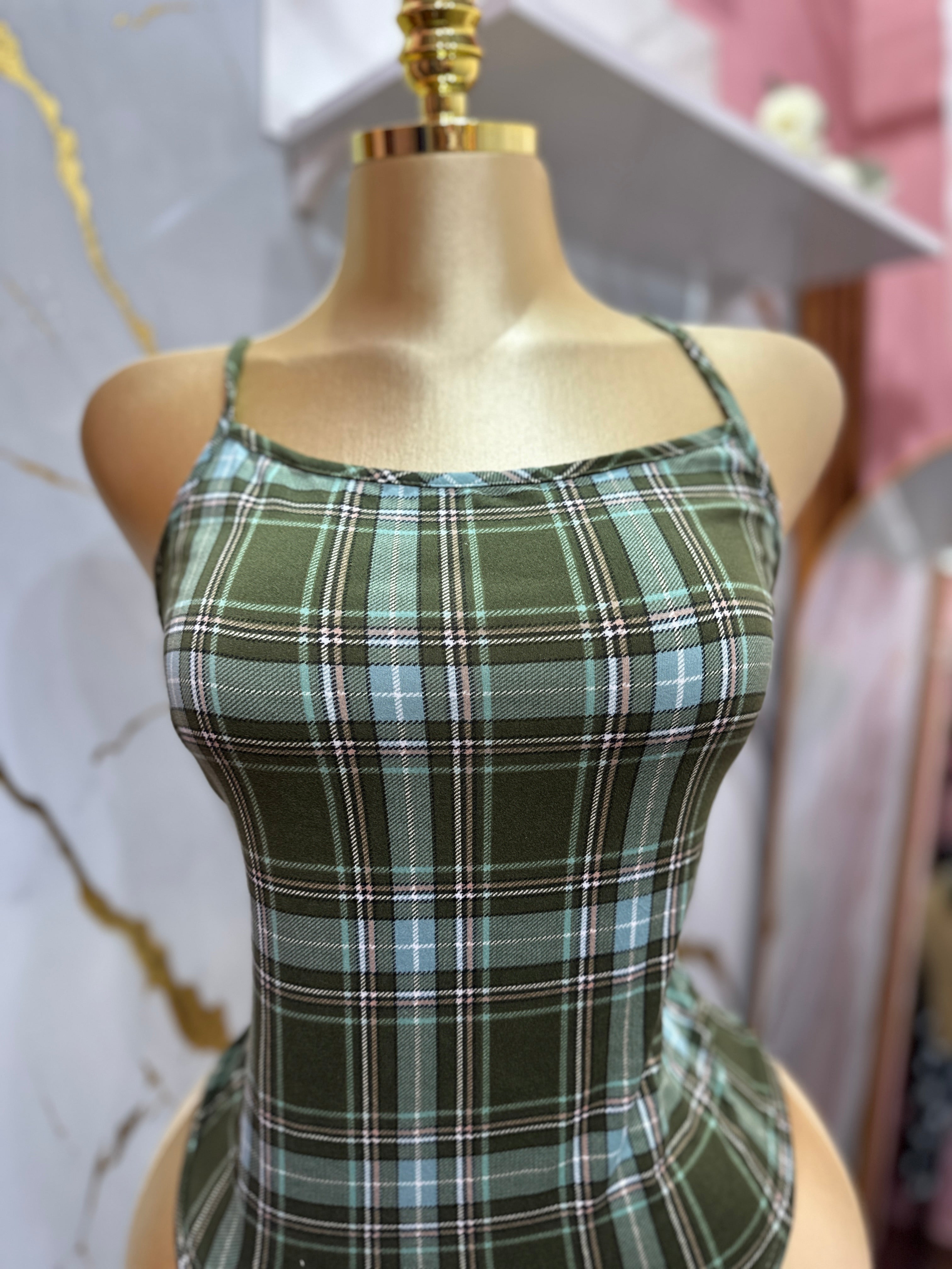 Body de tirantes cuadriculado