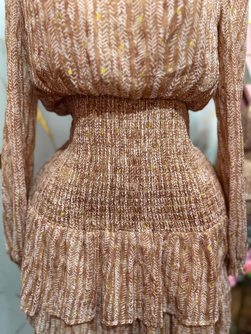 Vestido corto manga larga