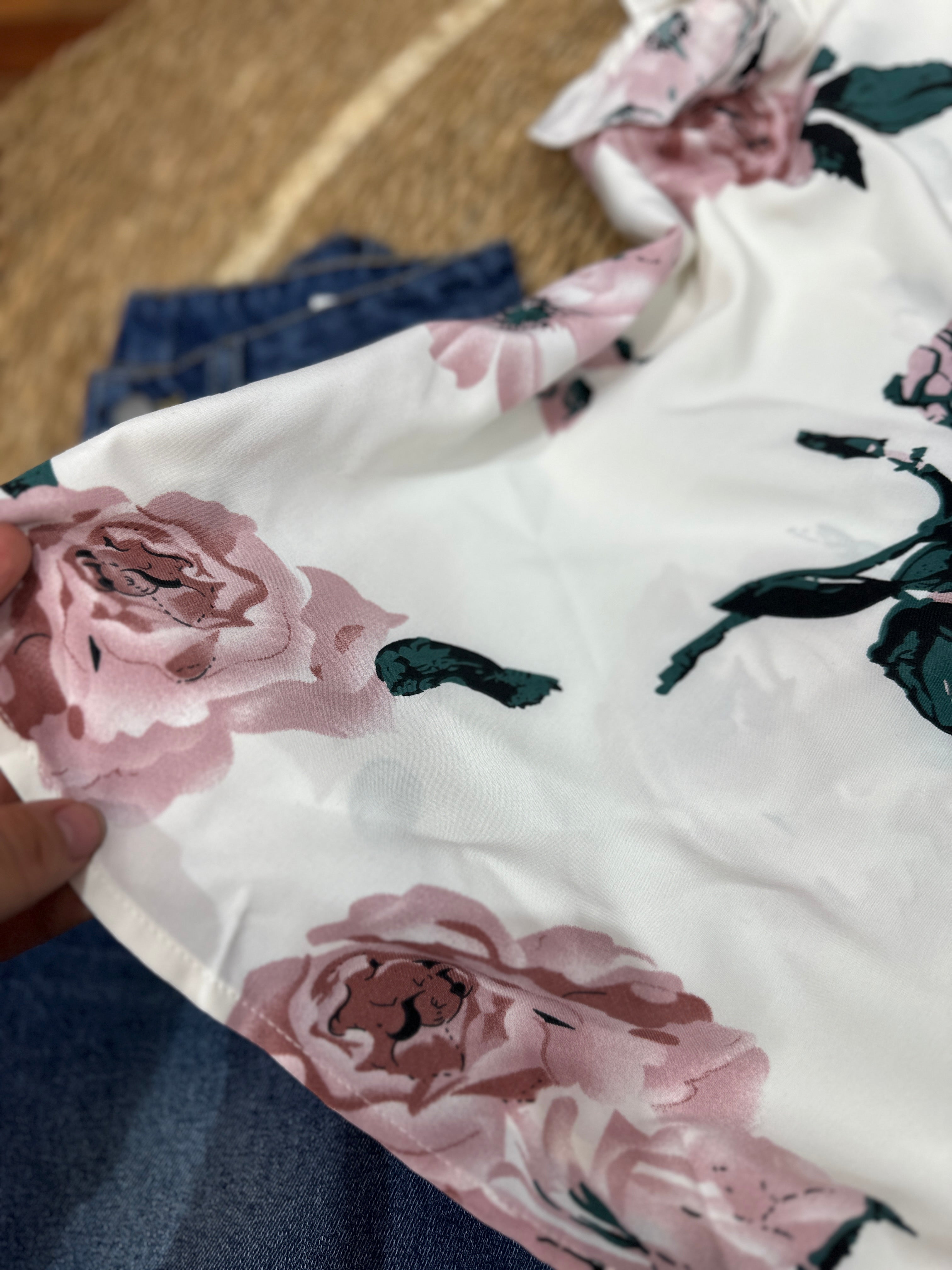 Blusa con estampado floral