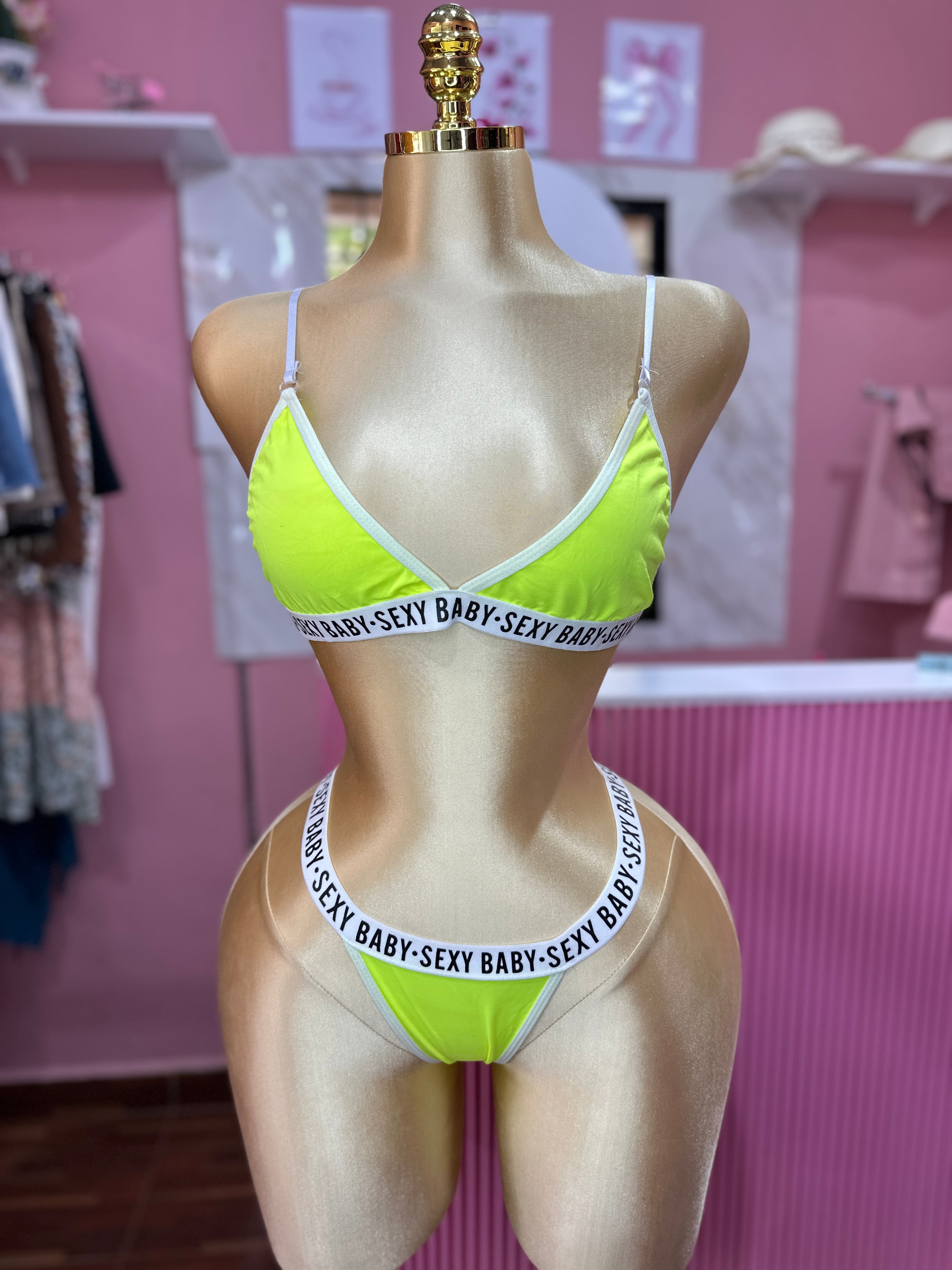 Conjunto “Sexy Baby” Color Neón