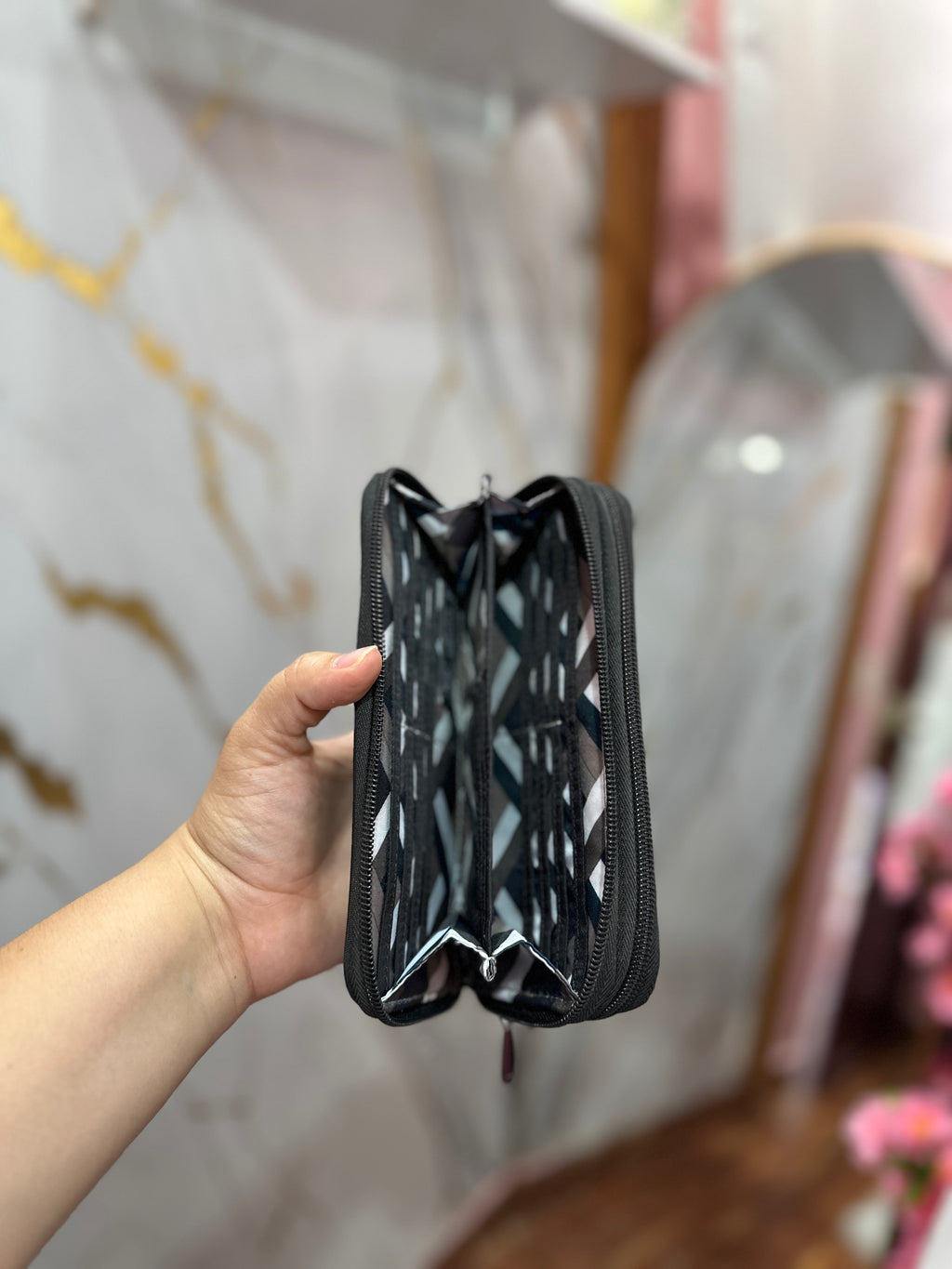 Billetera Lug color negro ✨