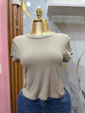 Blusa básica CHAMPIONS de manga corta y de cuello redondo