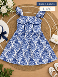 Vestido para niña de estilo veraniego con estampado floral azul y blanco, tirantes con volantes y diseño estilo corsé al frente
