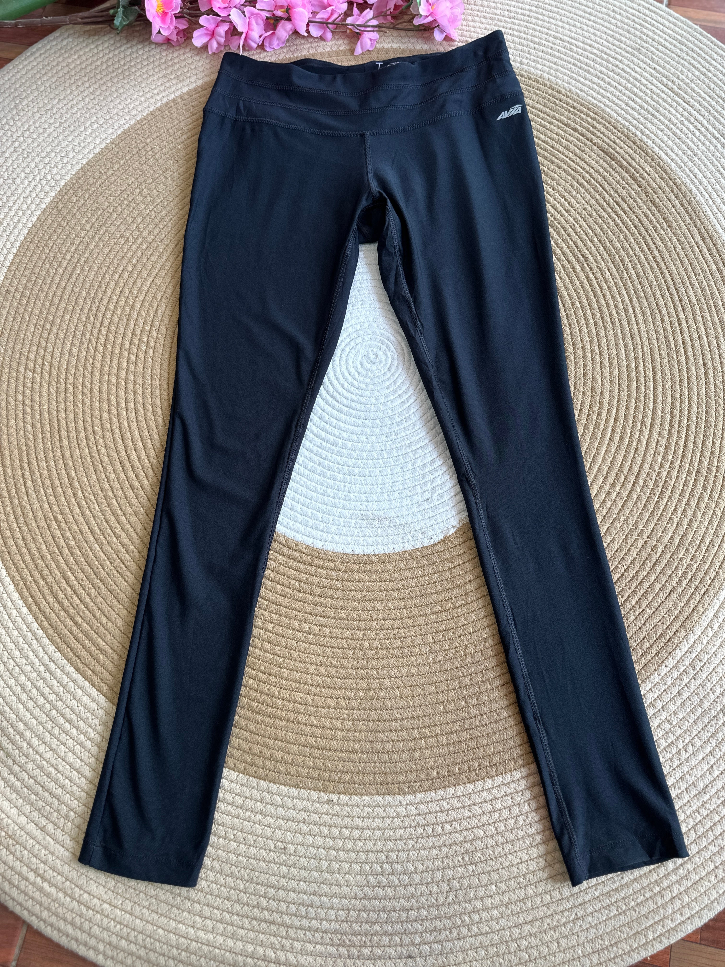Leggings Deportivos Avía Negro