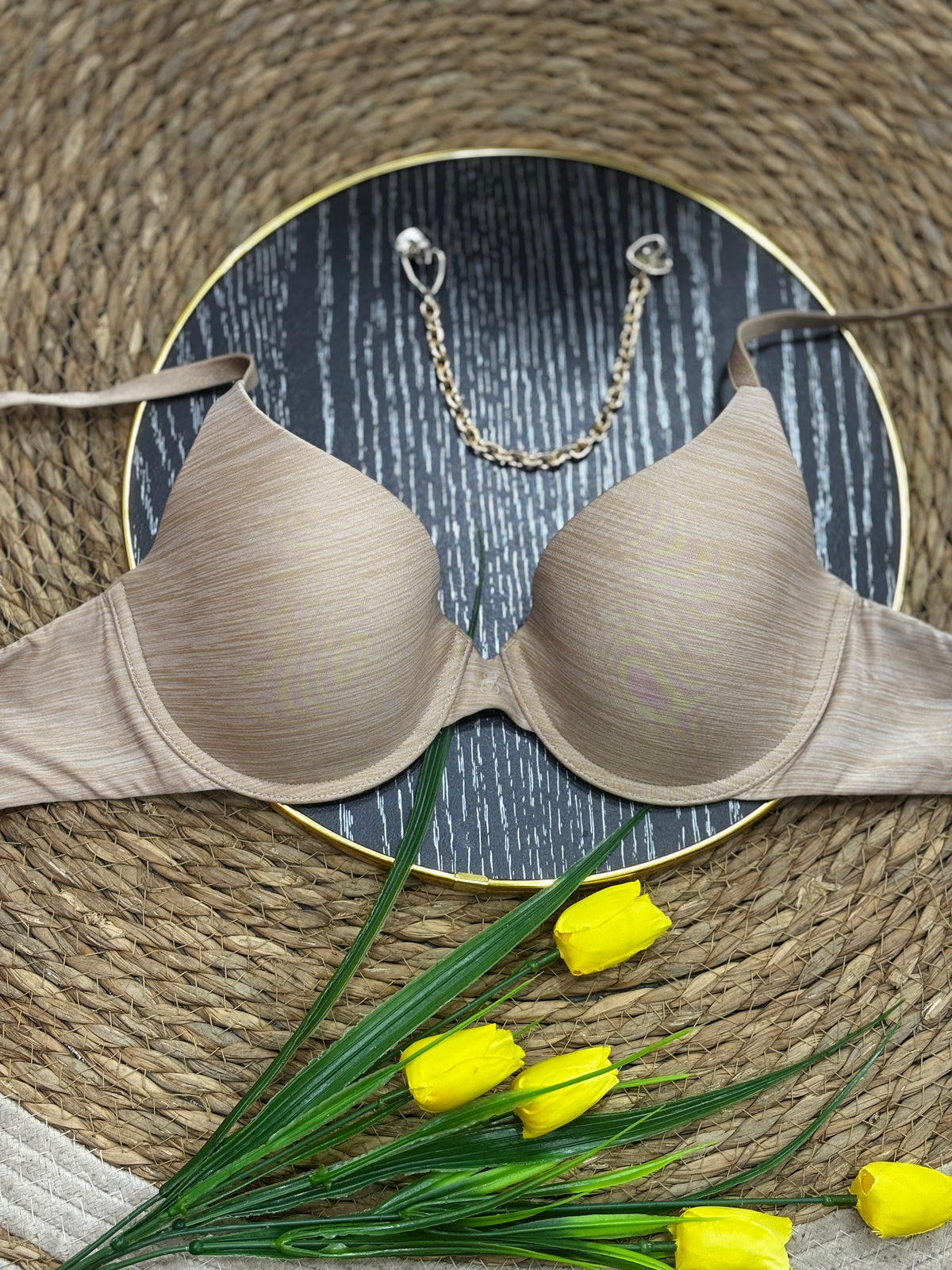 Brasier Victoria Secret color beige