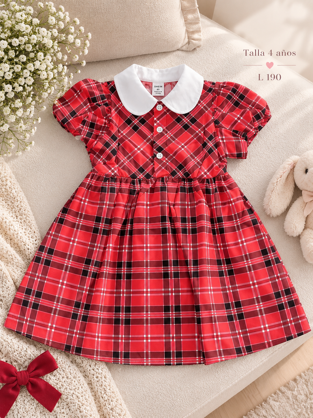 Vestido para niña con diseño a cuadros rojos y con cuello blanca en contraste