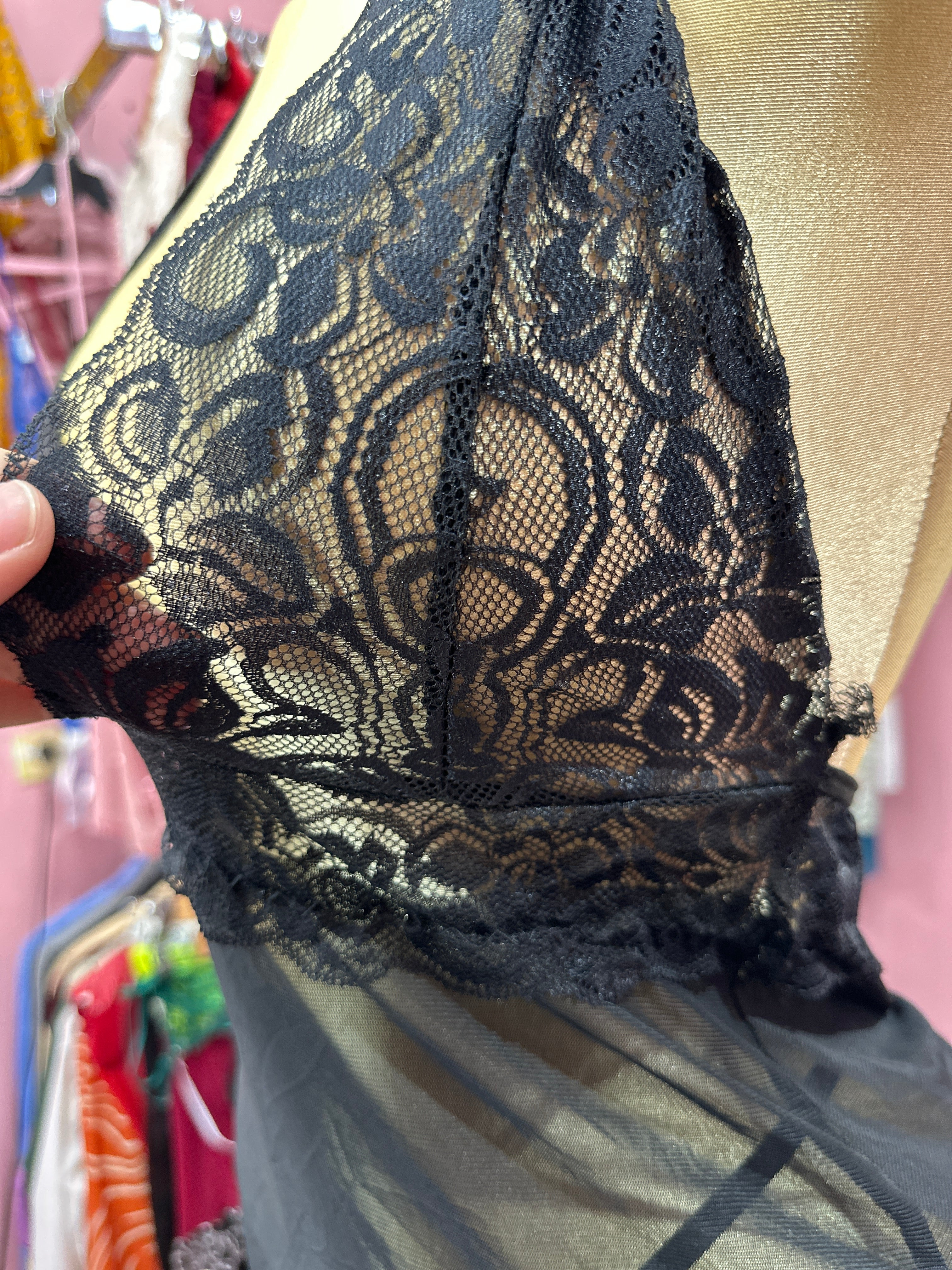 Baby Doll de Encaje Transparente