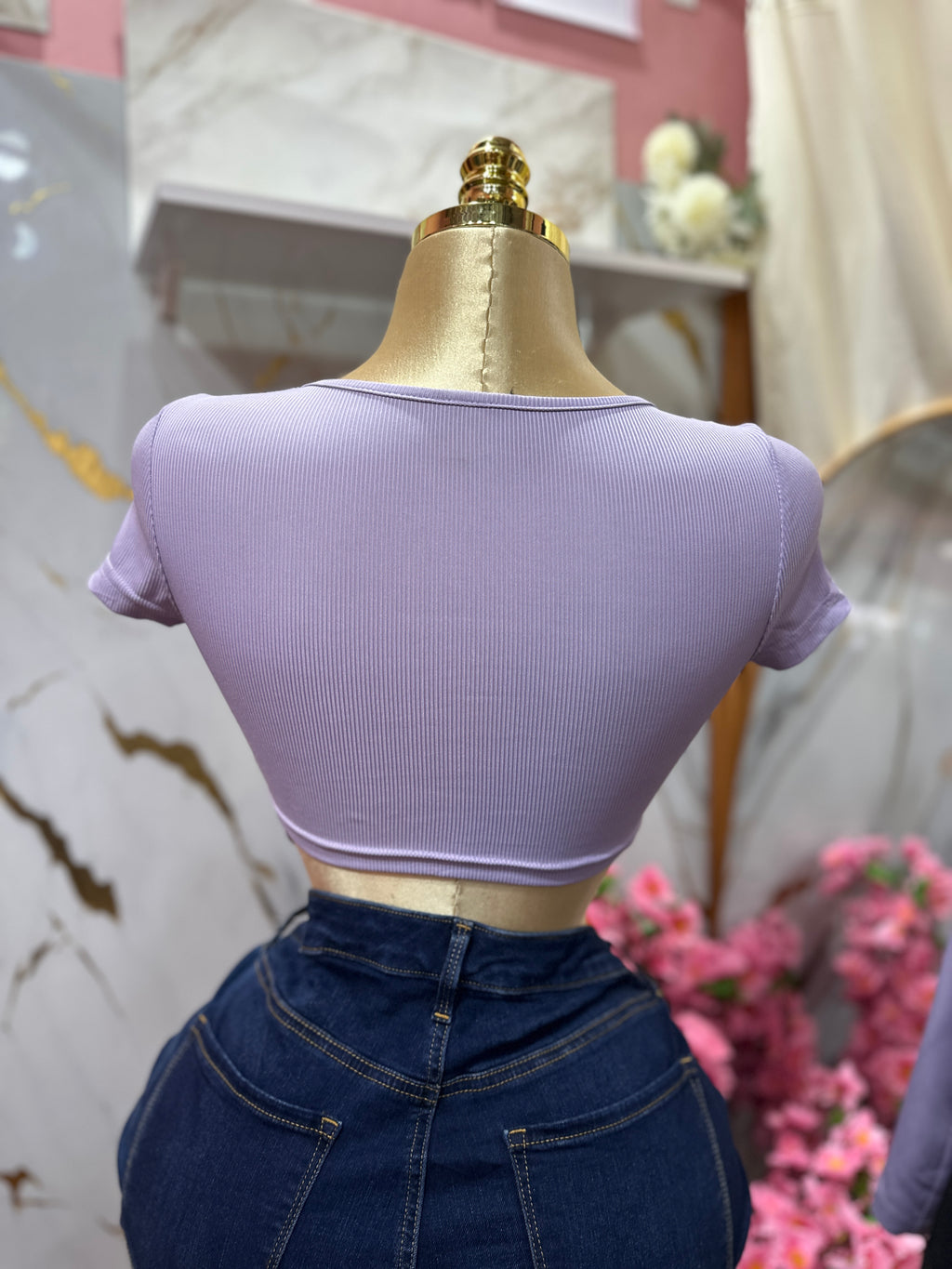 Top de mangas cortas morado