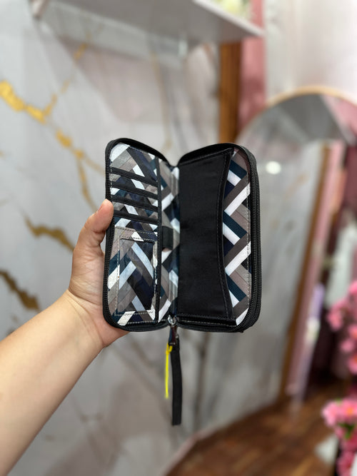 Billetera Lug color negro ✨