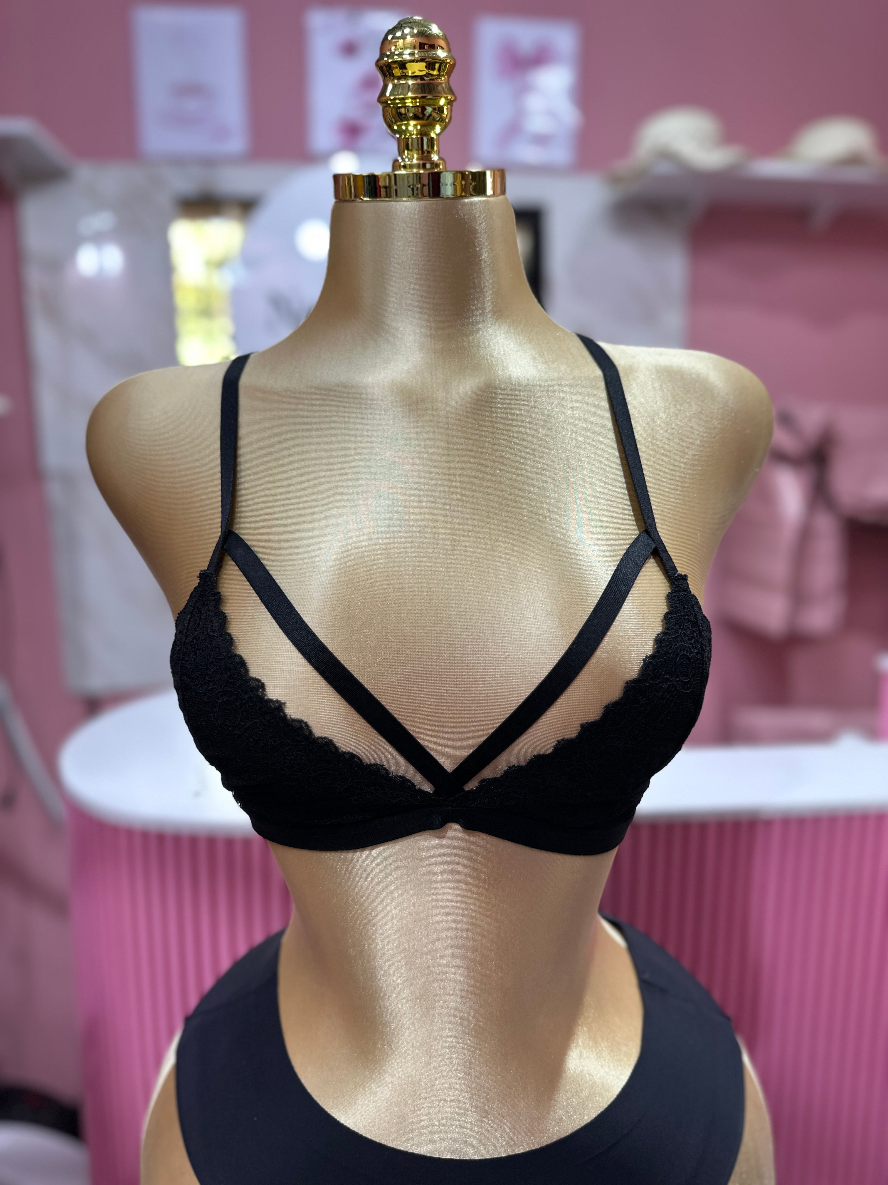 Brasier Negro de tiras cruzadas