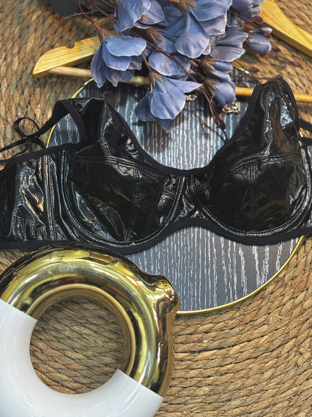 Brasier negro efecto charol ✨